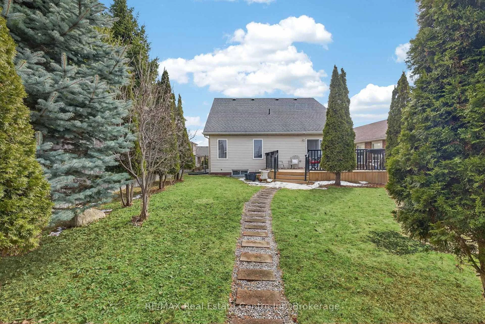 Photo 36 of 91 Flaherty Drive, Guelph, Willow West/Sugarbush/West Acres — HOMEH