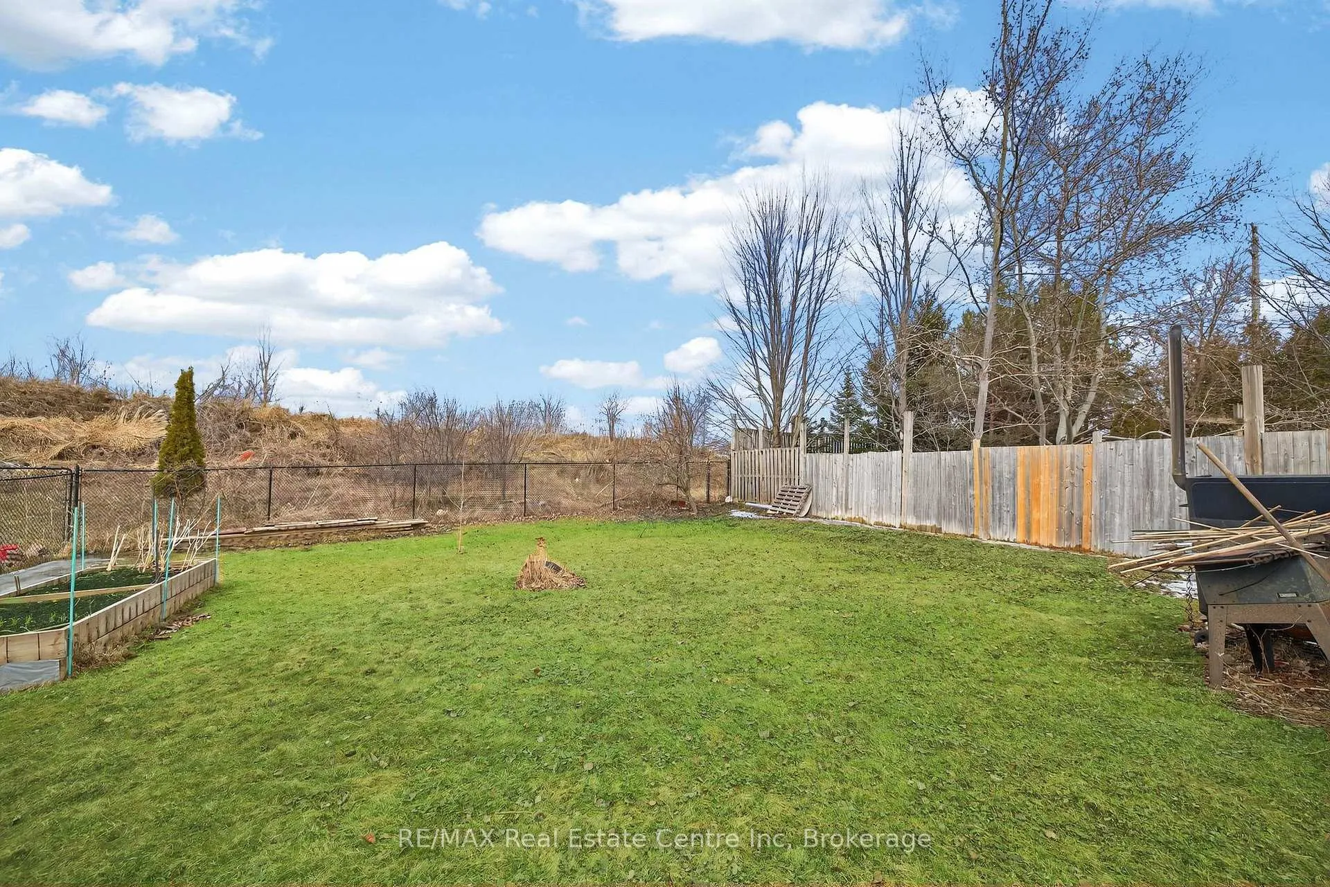 Photo 38 of 91 Flaherty Drive, Guelph, Willow West/Sugarbush/West Acres — HOMEH