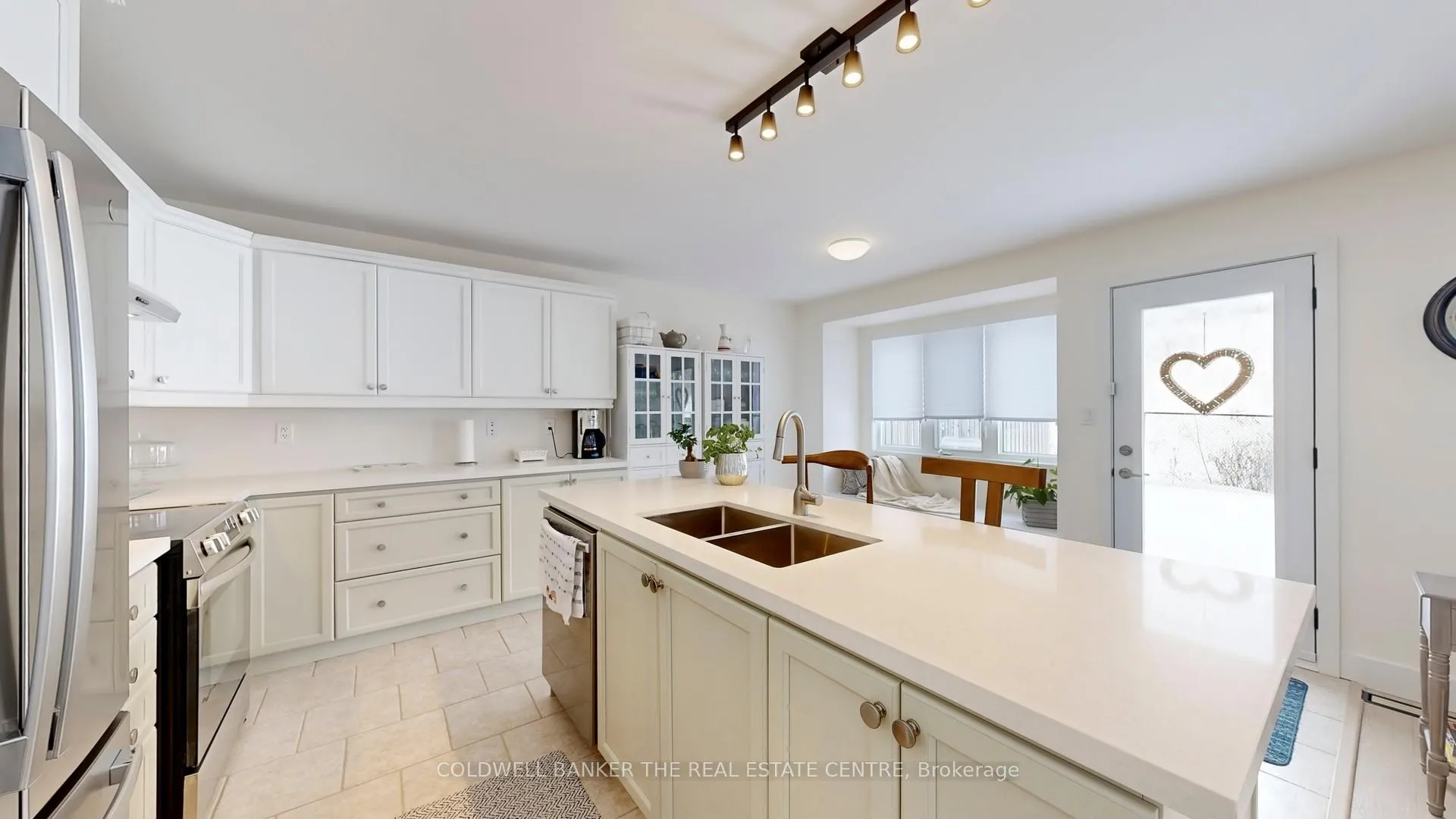 Photo 13 of 40 Steele Street, New Tecumseth, Alliston — HOMEH