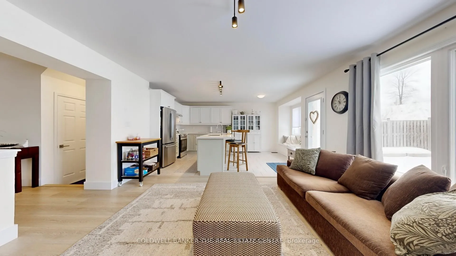 Photo 15 of 40 Steele Street, New Tecumseth, Alliston — HOMEH