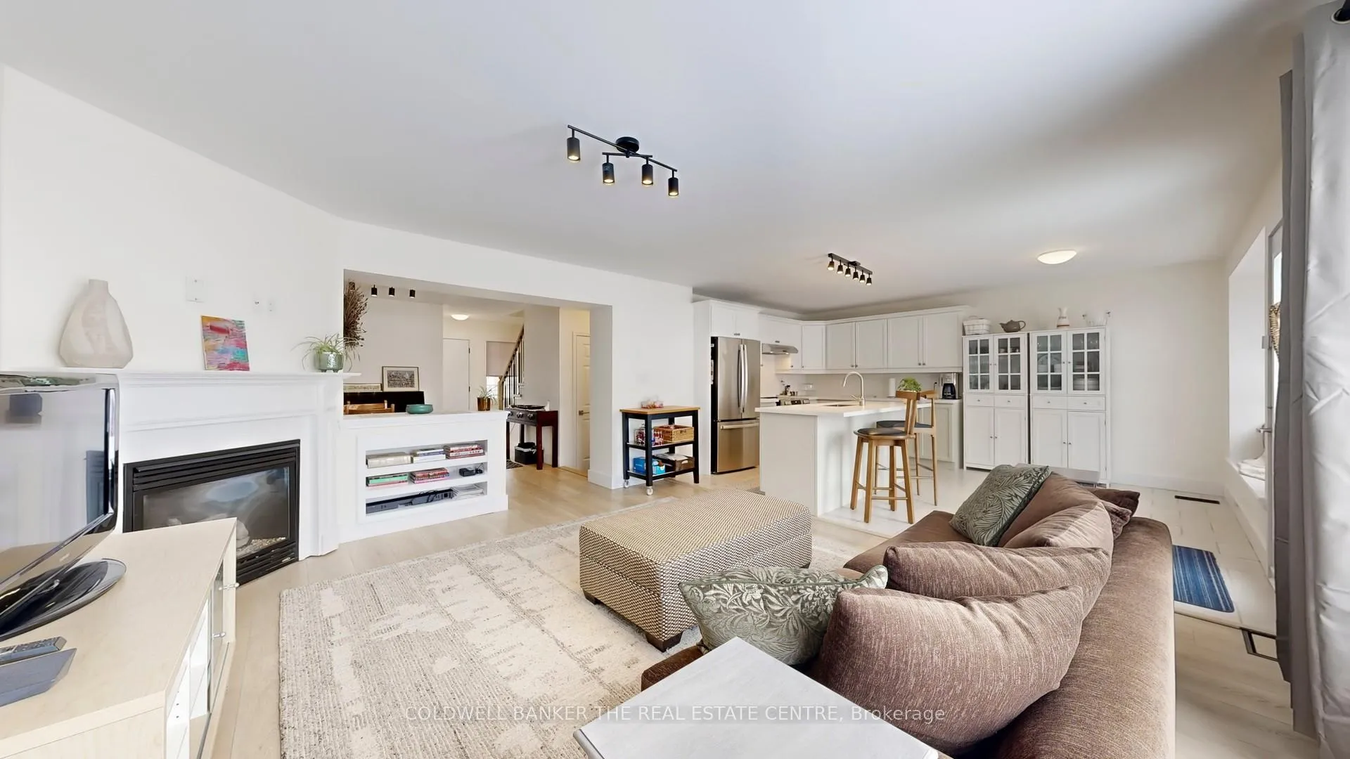 Photo 16 of 40 Steele Street, New Tecumseth, Alliston — HOMEH