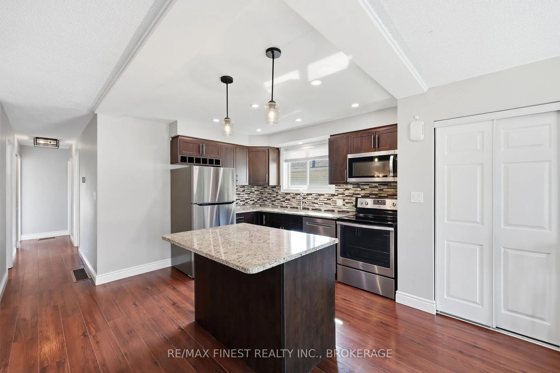 Photo 11 of 295 Owens Crescent, Kingston, East Gardiners Rd — HOMEH