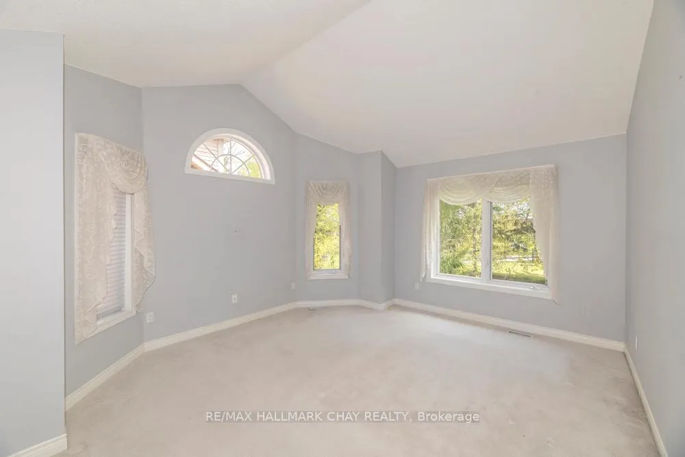 Photo 14 of 65 Sunset Boulevard, New Tecumseth, Rural New Tecumseth — HOMEH