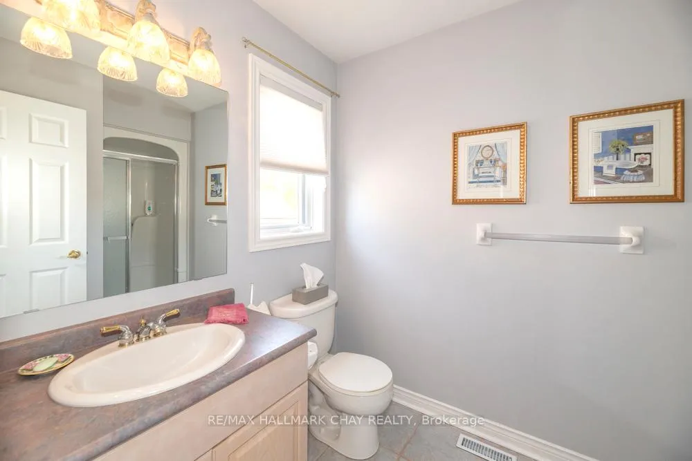 Photo 24 of 65 Sunset Boulevard, New Tecumseth, Rural New Tecumseth — HOMEH