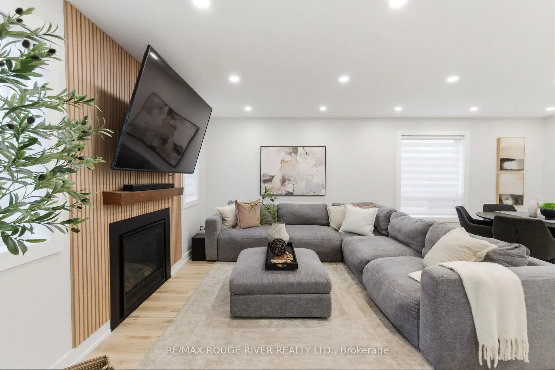 Photo 9 of 15 Virginia Drive, Whitby, Pringle Creek — HOMEH