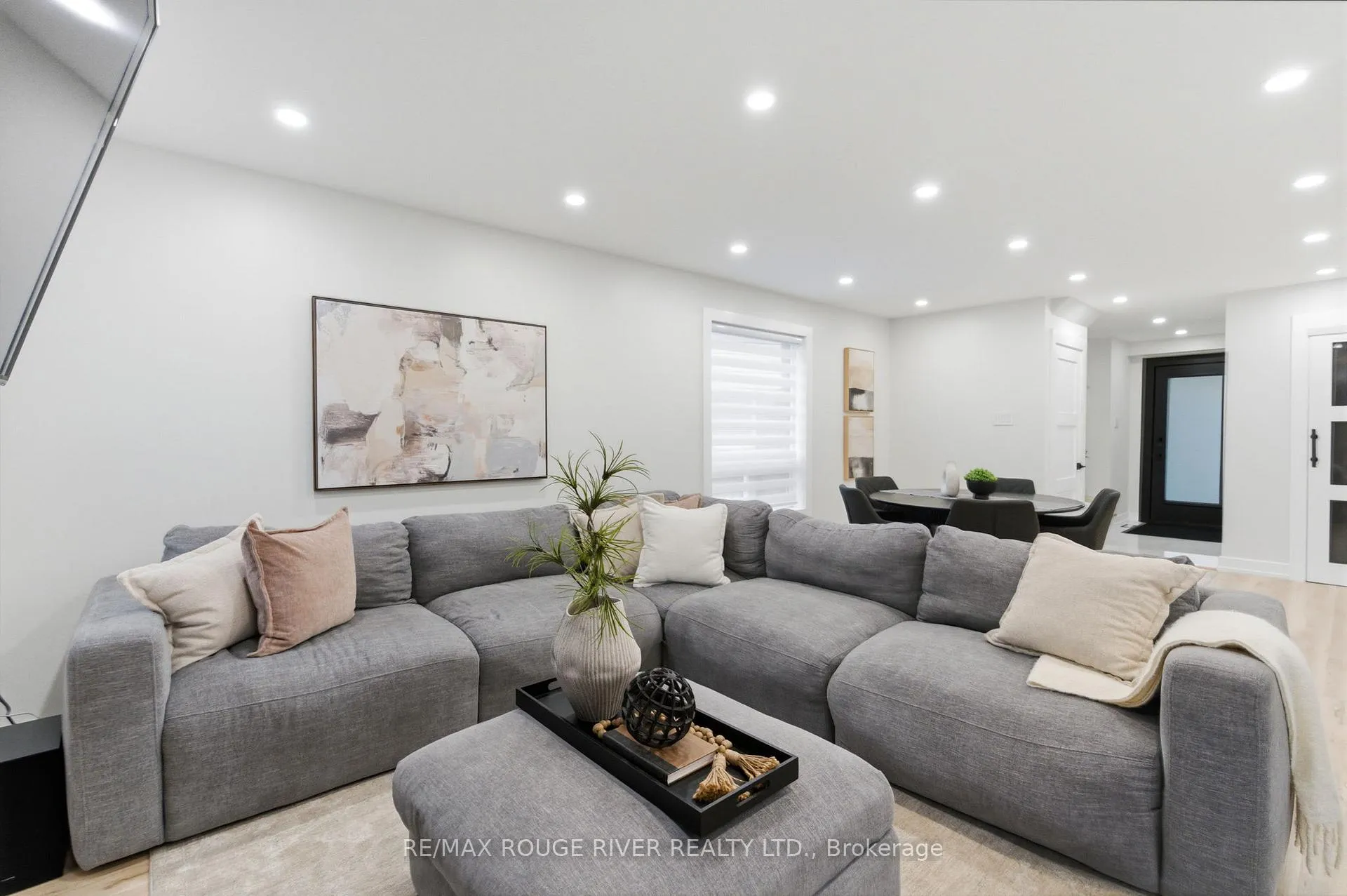 Photo 11 of 15 Virginia Drive, Whitby, Pringle Creek — HOMEH
