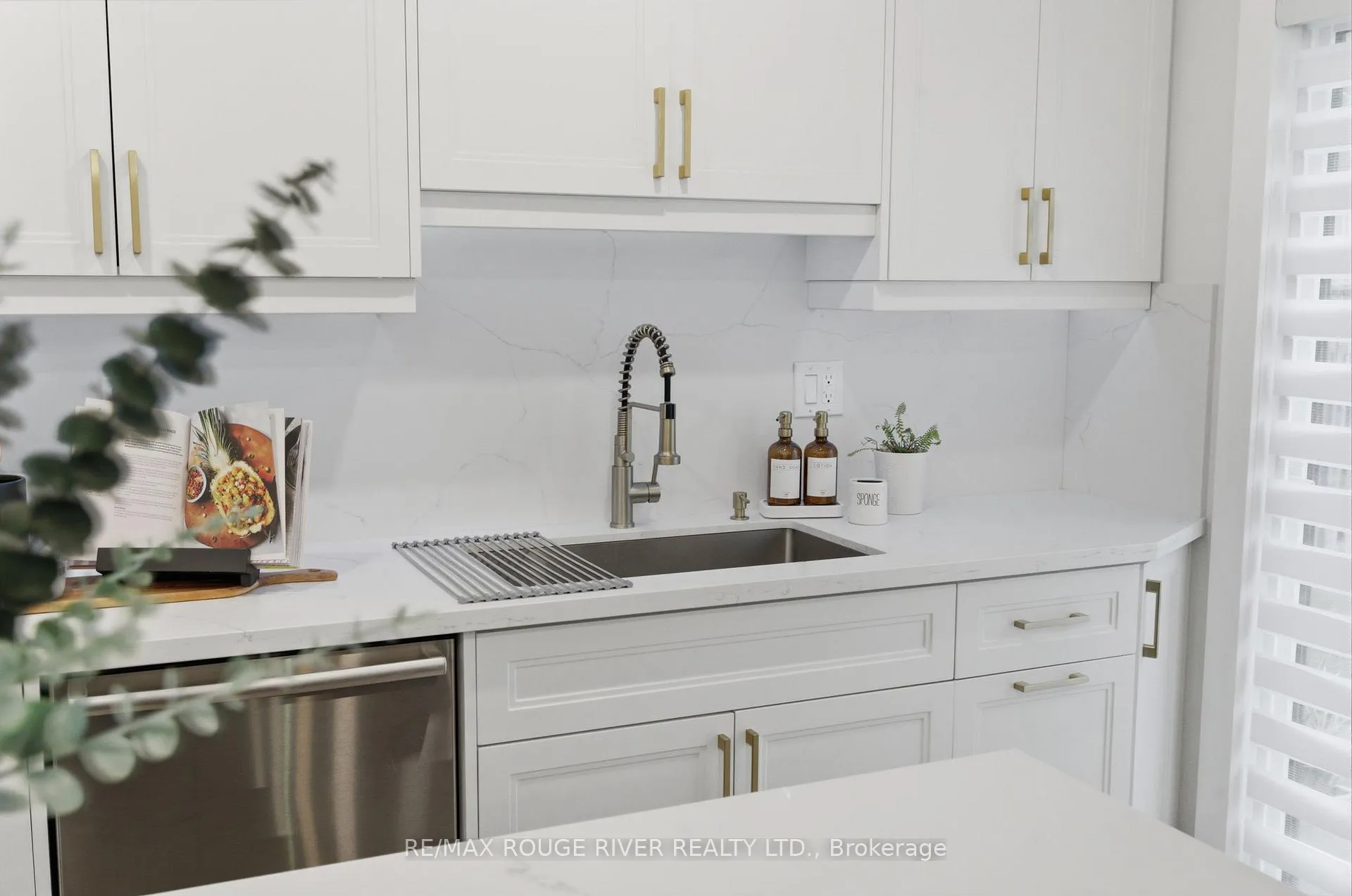 Photo 18 of 15 Virginia Drive, Whitby, Pringle Creek — HOMEH