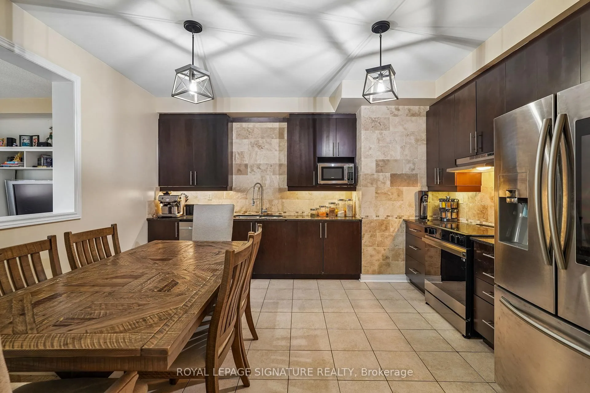 Photo 12 of 9740 McLaughlin Road N, Brampton, Fletcher's Creek Village — HOMEH