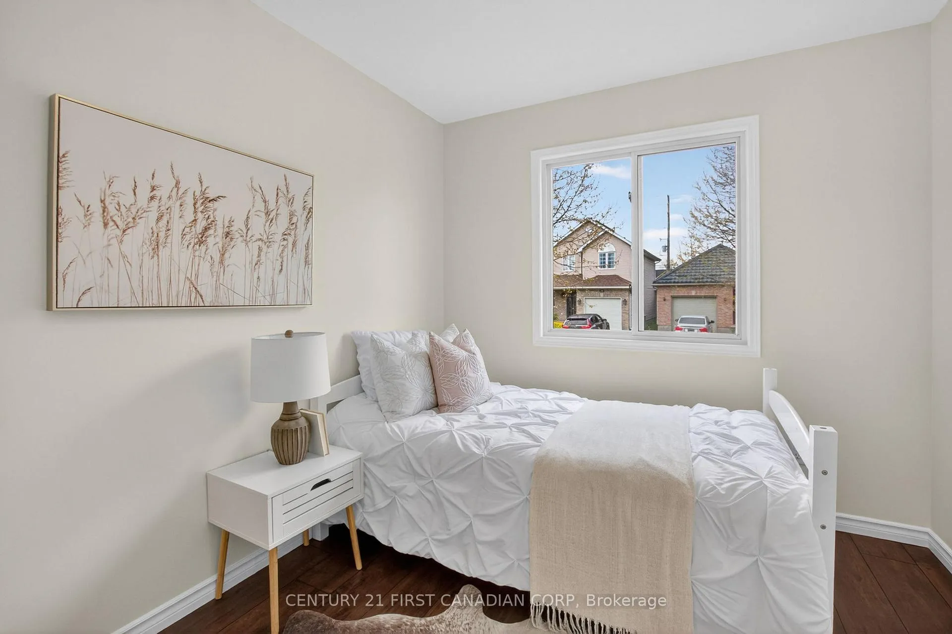 Photo 17 of 1379 Aspenridge Crescent, London, East A — HOMEH