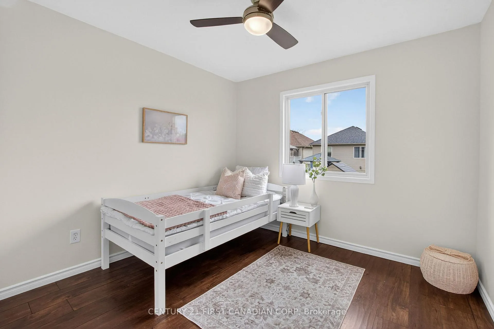 Photo 18 of 1379 Aspenridge Crescent, London, East A — HOMEH