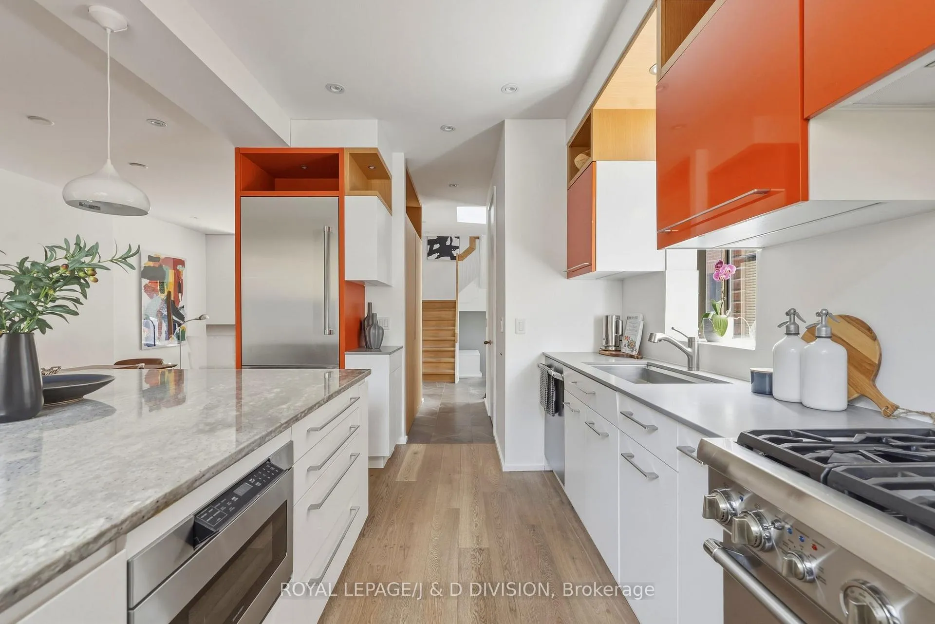 Photo 13 of 11C Tranby Avenue, Toronto, The Annex — HOMEH