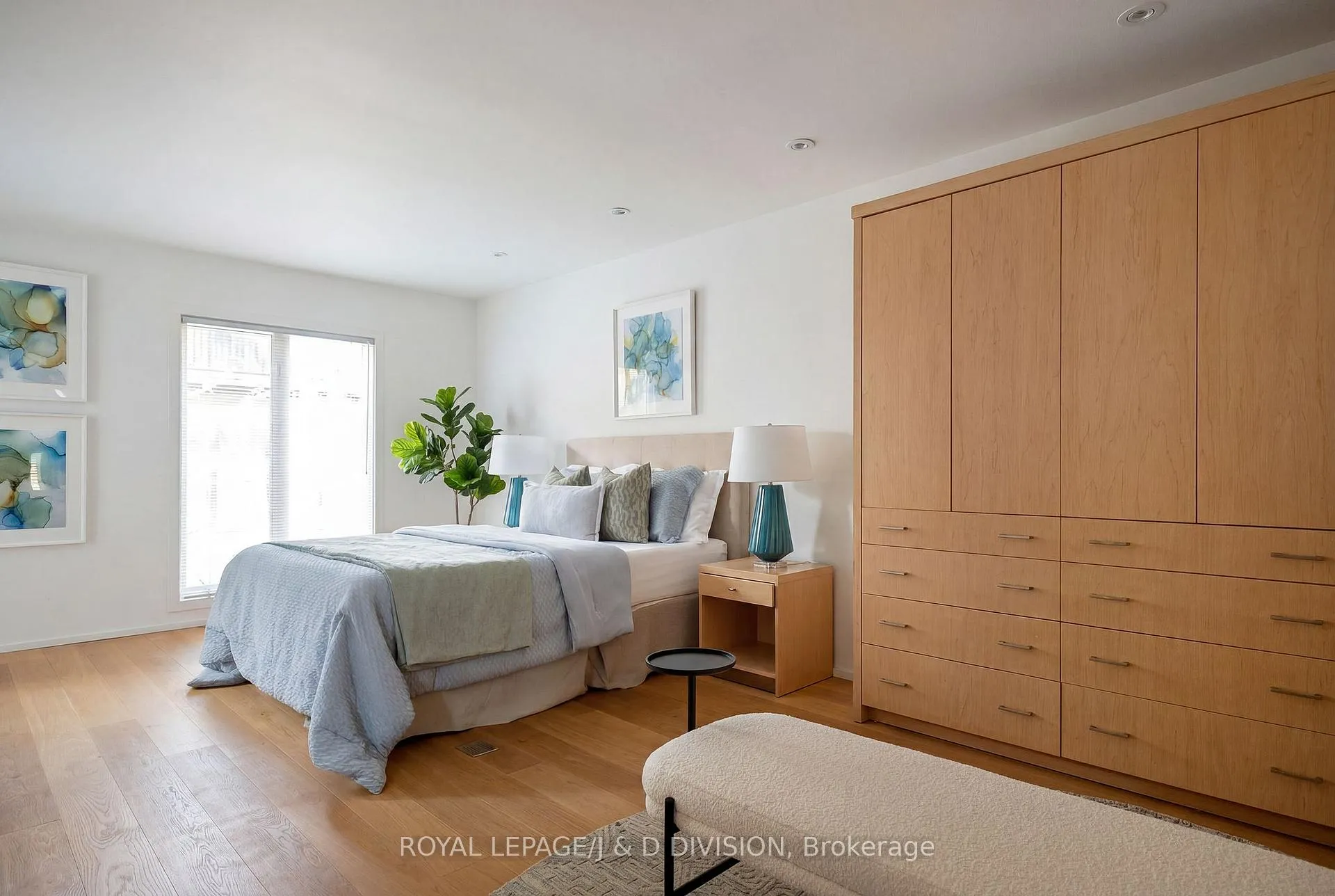 Photo 15 of 11C Tranby Avenue, Toronto, The Annex — HOMEH