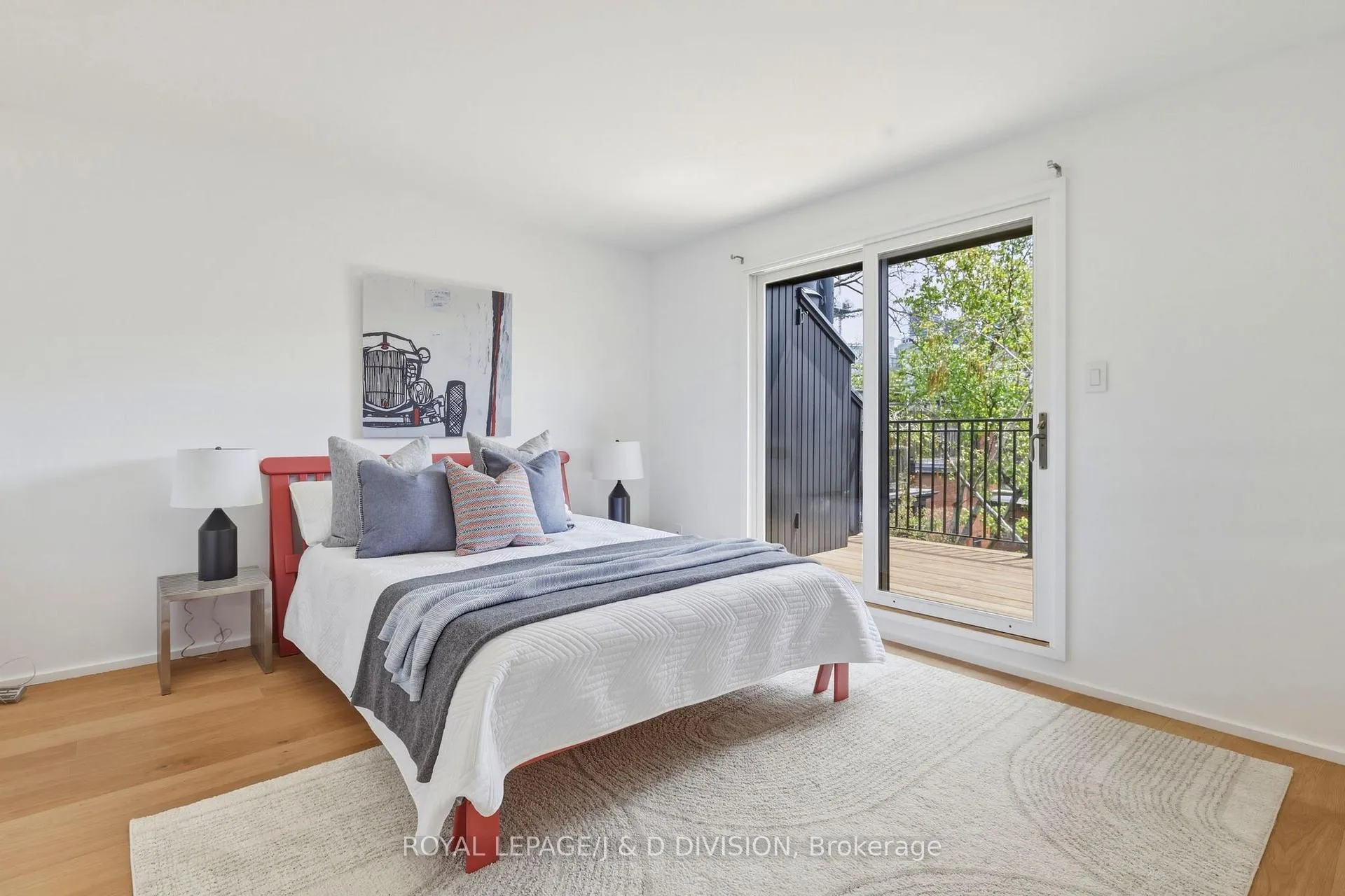 Photo 21 of 11C Tranby Avenue, Toronto, The Annex — HOMEH