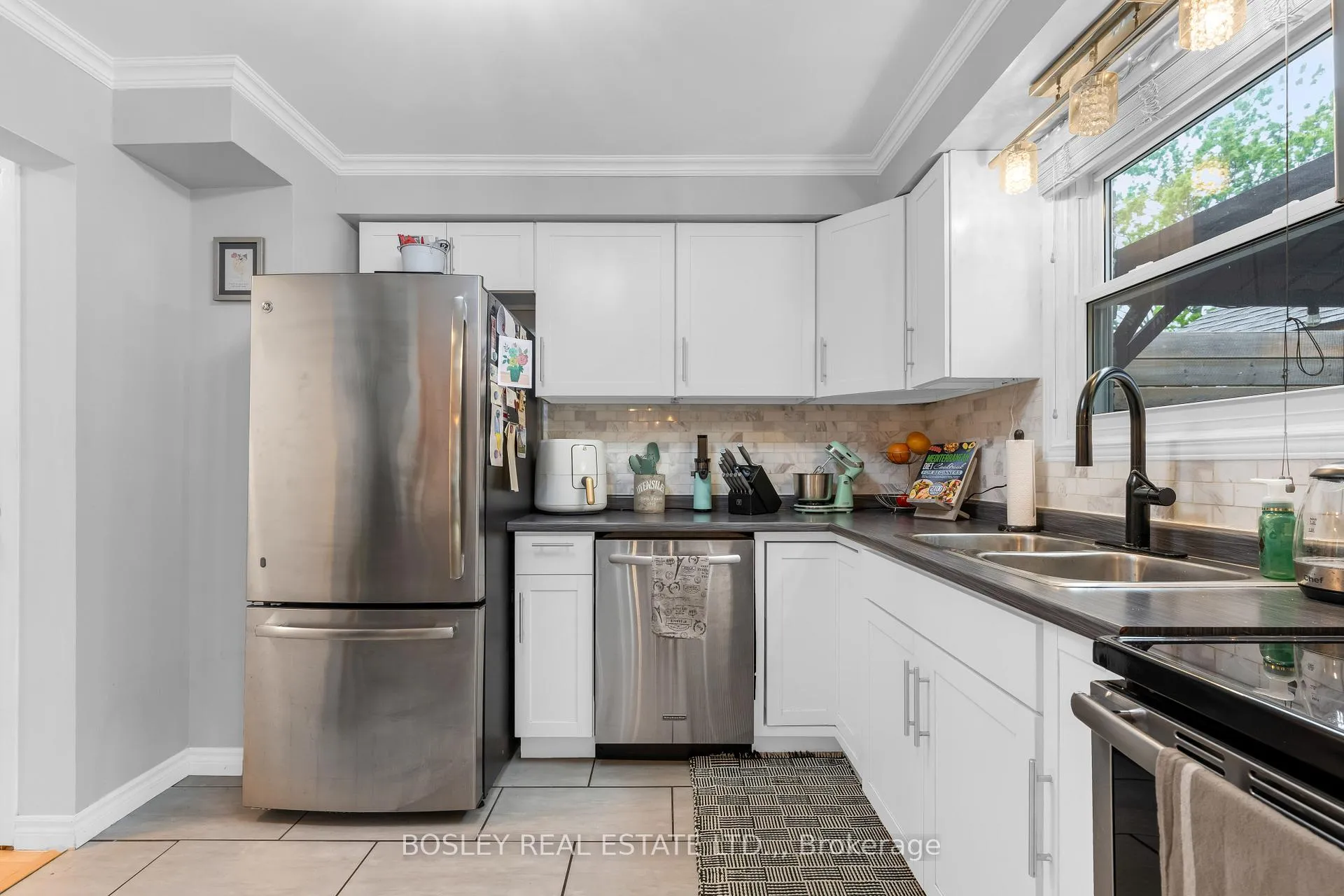 Photo 11 of 6596 Pitton Road, Niagara Falls, West Wood — HOMEH