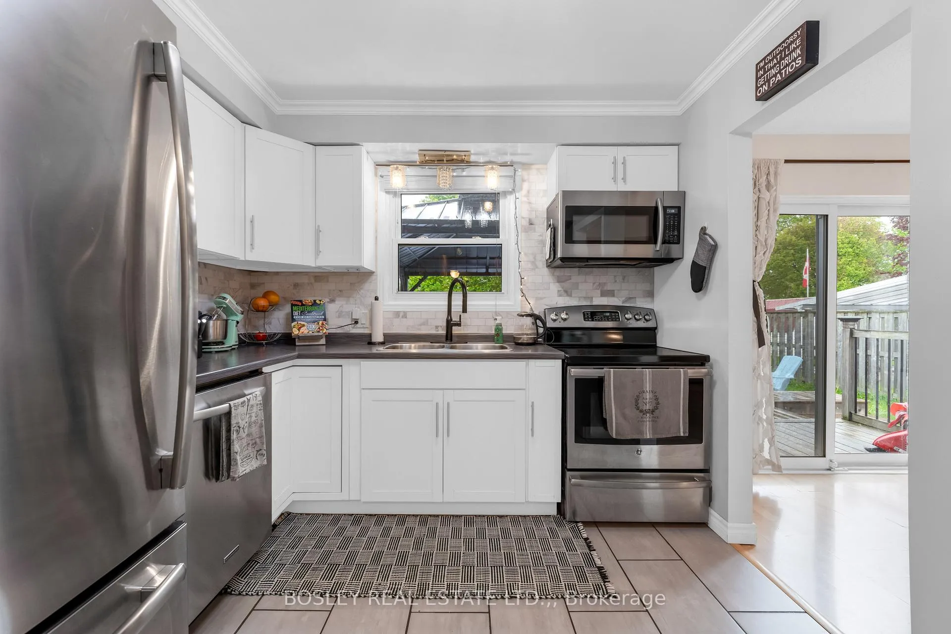 Photo 13 of 6596 Pitton Road, Niagara Falls, West Wood — HOMEH