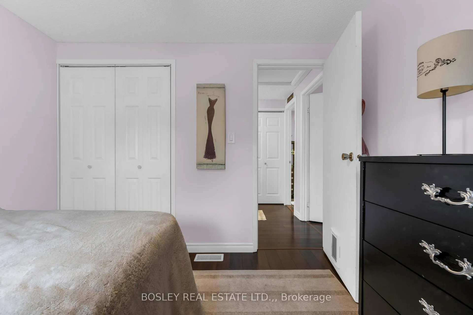 Photo 18 of 6596 Pitton Road, Niagara Falls, West Wood — HOMEH