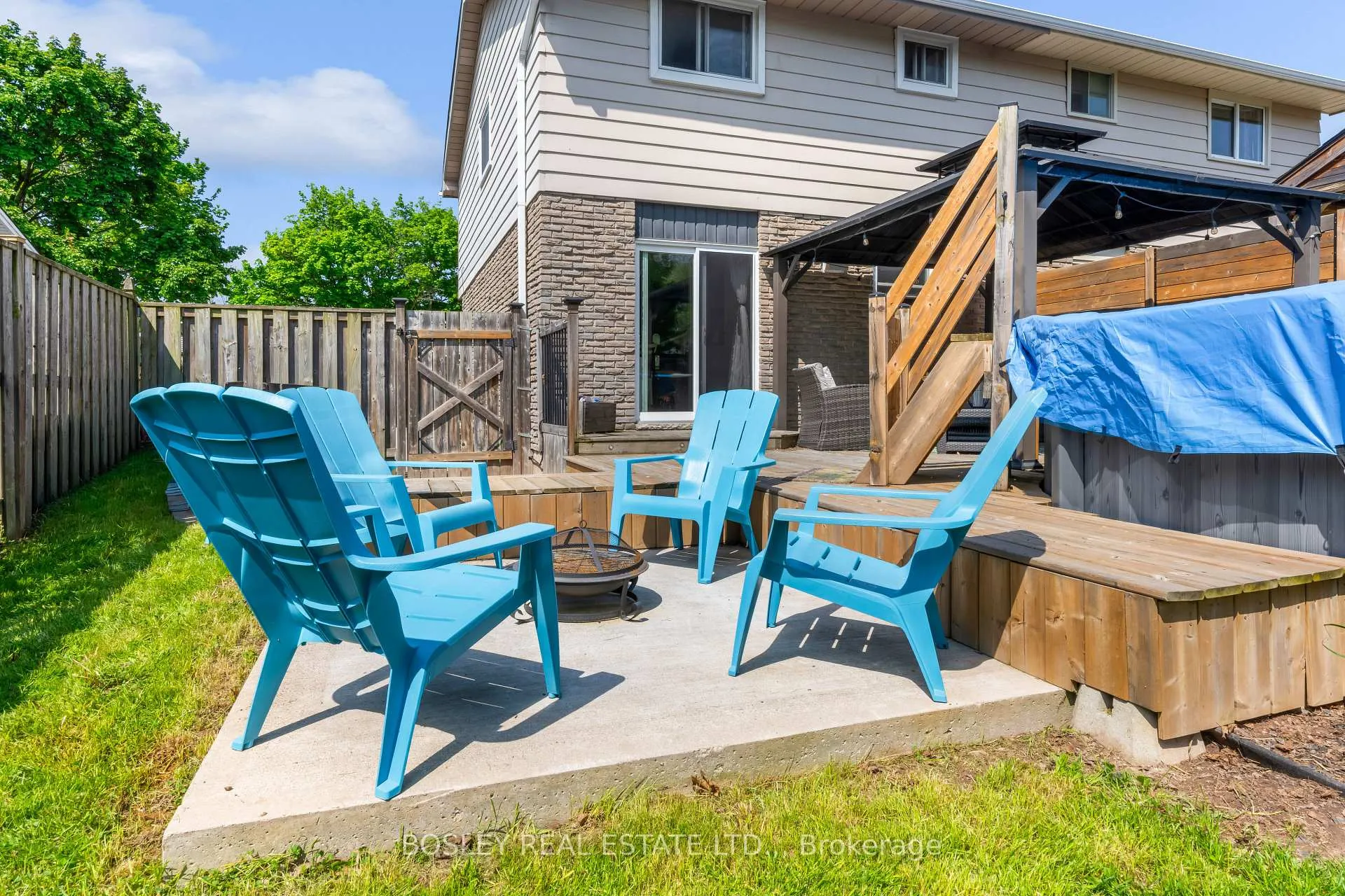 Photo 26 of 6596 Pitton Road, Niagara Falls, West Wood — HOMEH