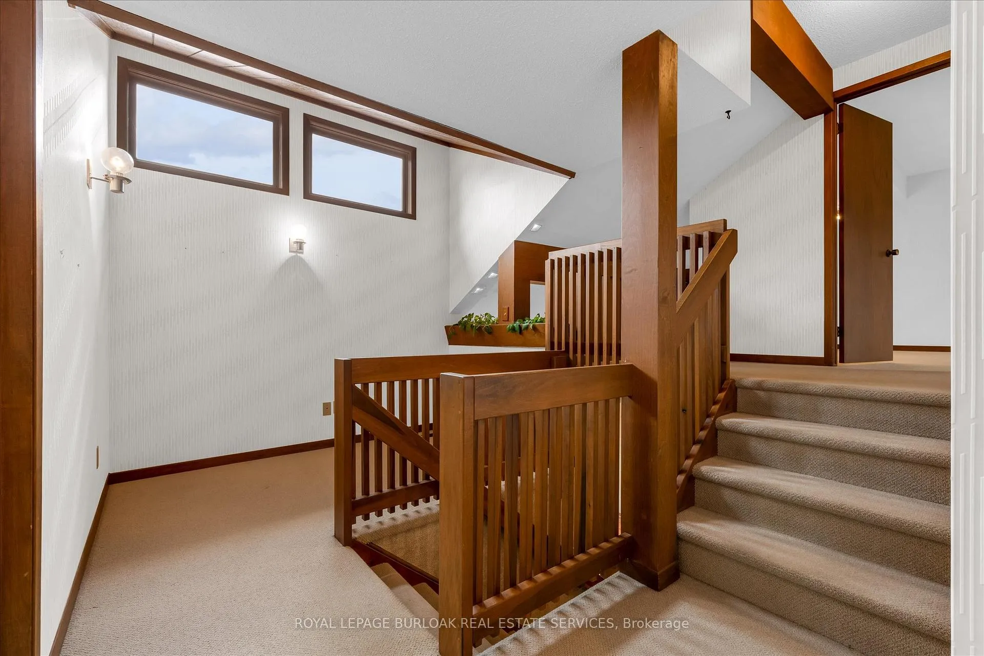 Photo 22 of 11 Crawford Court, Hamilton, Dundas — HOMEH