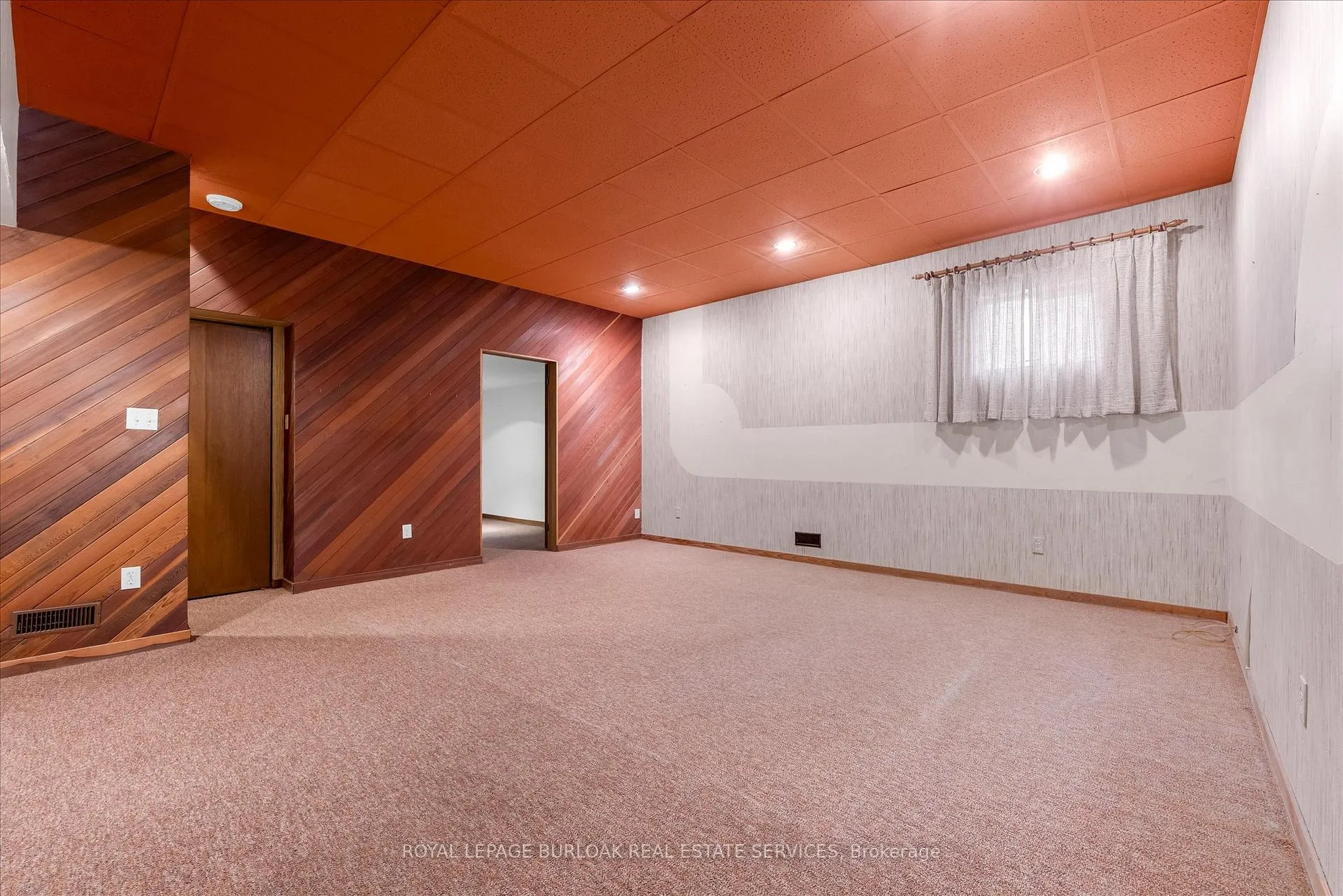 Photo 35 of 11 Crawford Court, Hamilton, Dundas — HOMEH