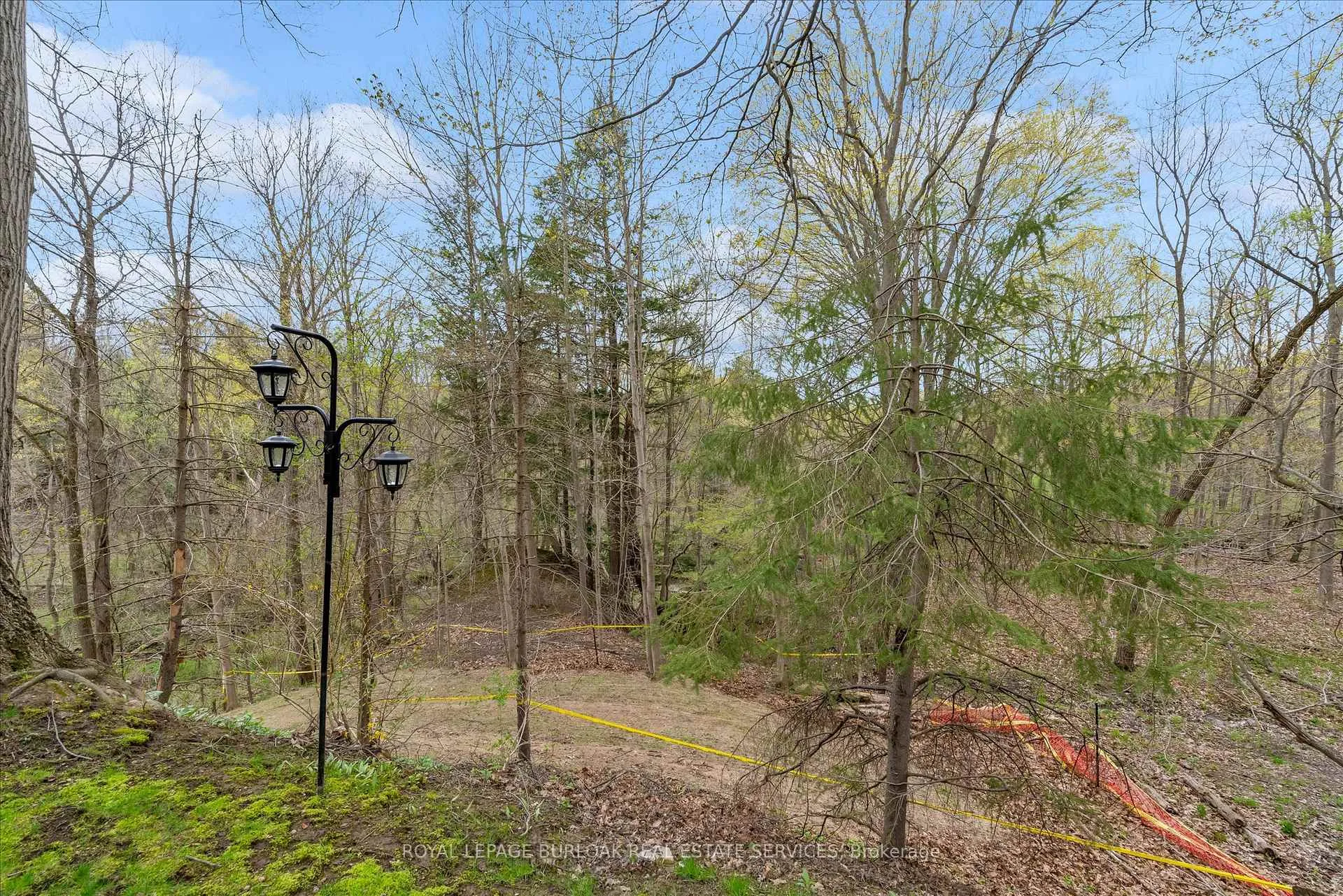 Photo 39 of 11 Crawford Court, Hamilton, Dundas — HOMEH