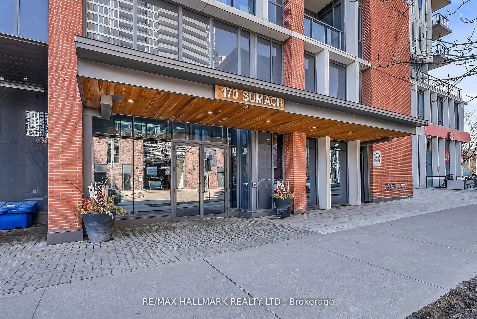 Photo 2 of Unit 908, 170 Sumach Street, Toronto, Regent Park — HOMEH