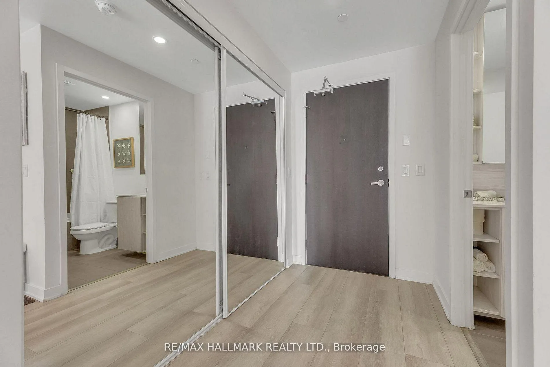 Photo 7 of Unit 908, 170 Sumach Street, Toronto, Regent Park — HOMEH