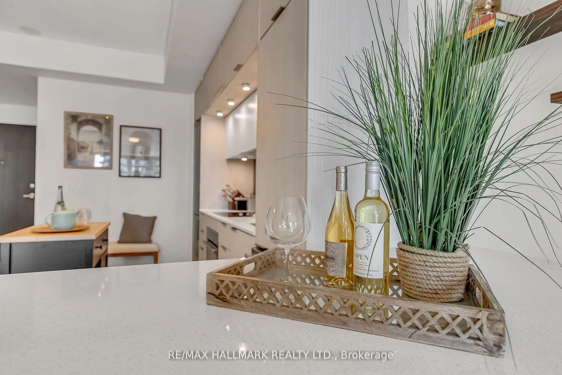 Photo 14 of Unit 908, 170 Sumach Street, Toronto, Regent Park — HOMEH