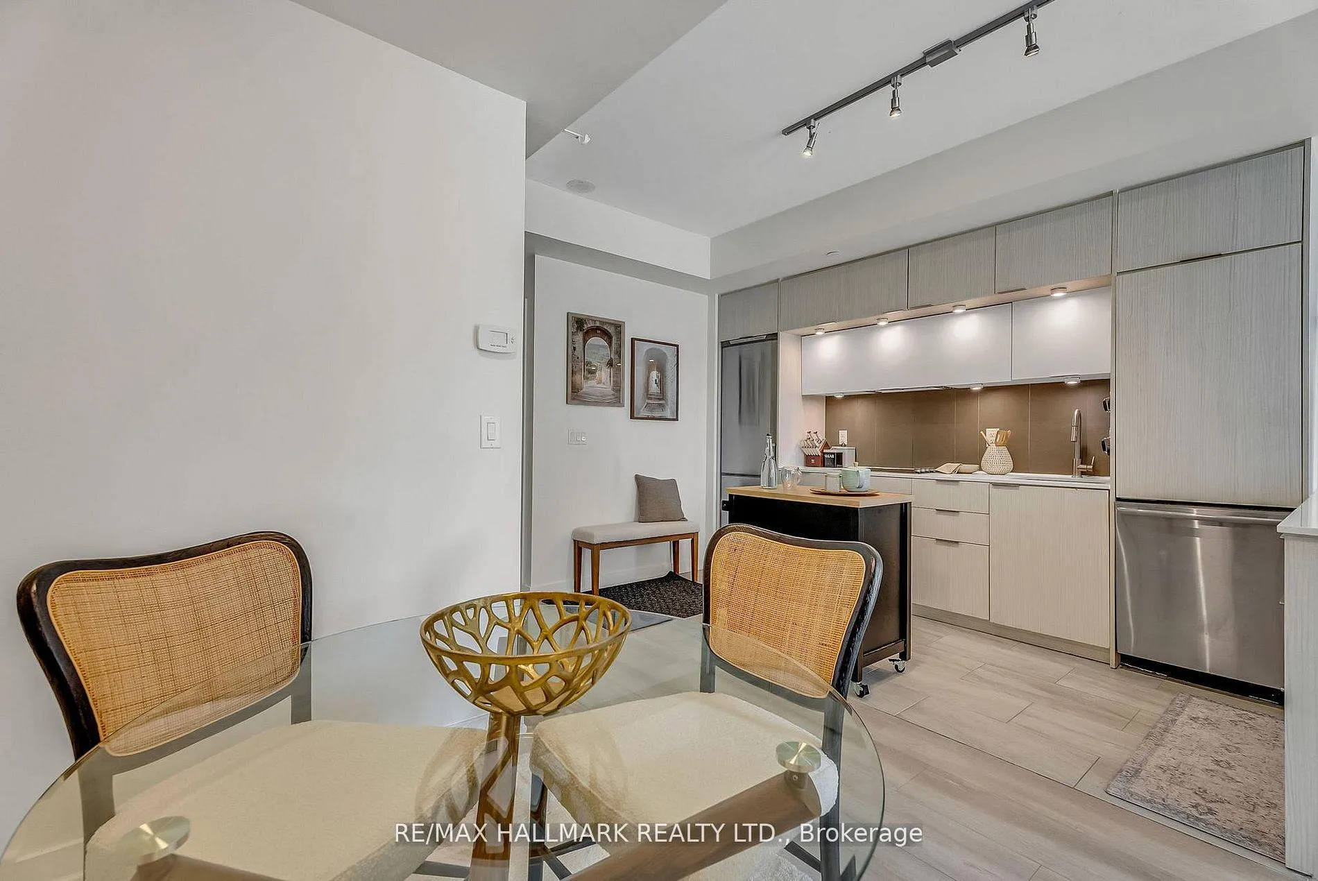 Photo 19 of Unit 908, 170 Sumach Street, Toronto, Regent Park — HOMEH