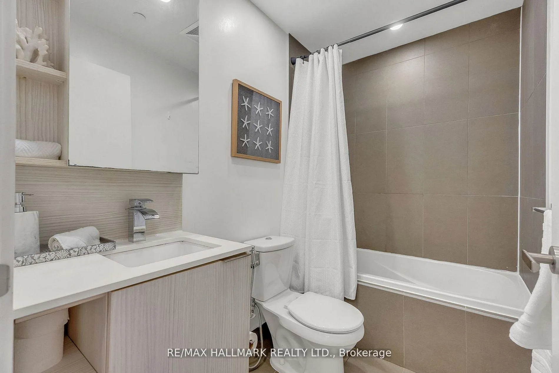 Photo 31 of Unit 908, 170 Sumach Street, Toronto, Regent Park — HOMEH