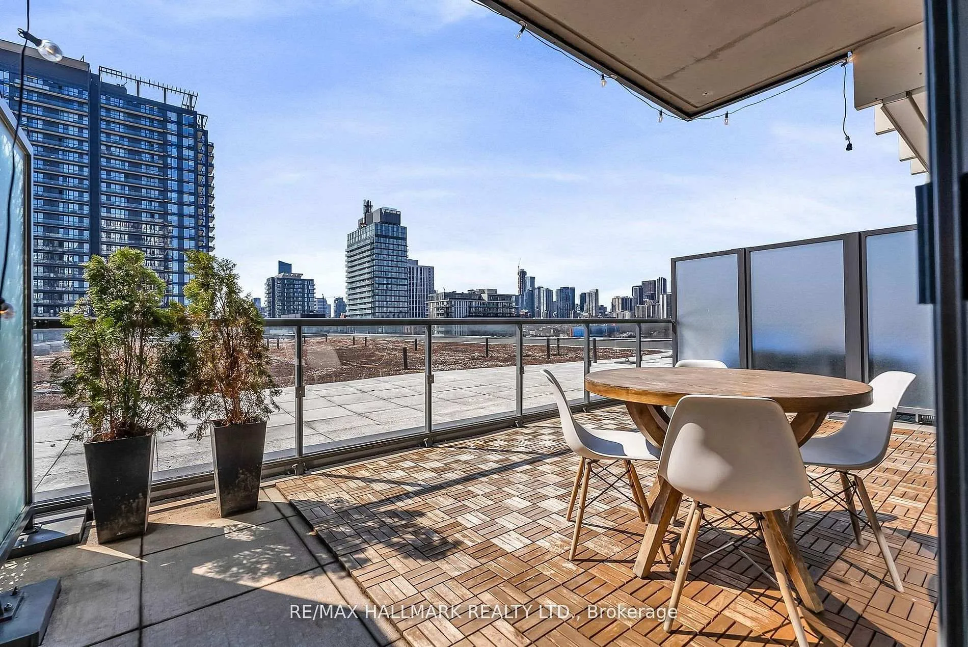 Photo 32 of Unit 908, 170 Sumach Street, Toronto, Regent Park — HOMEH
