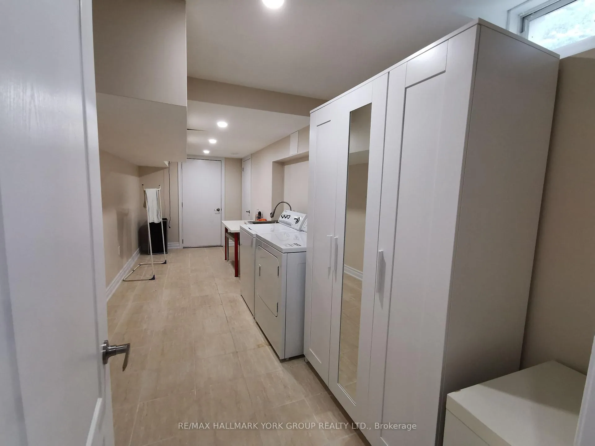 Photo 16 of 152 Mahogany Forest Drive, Vaughan, Patterson — HOMEH