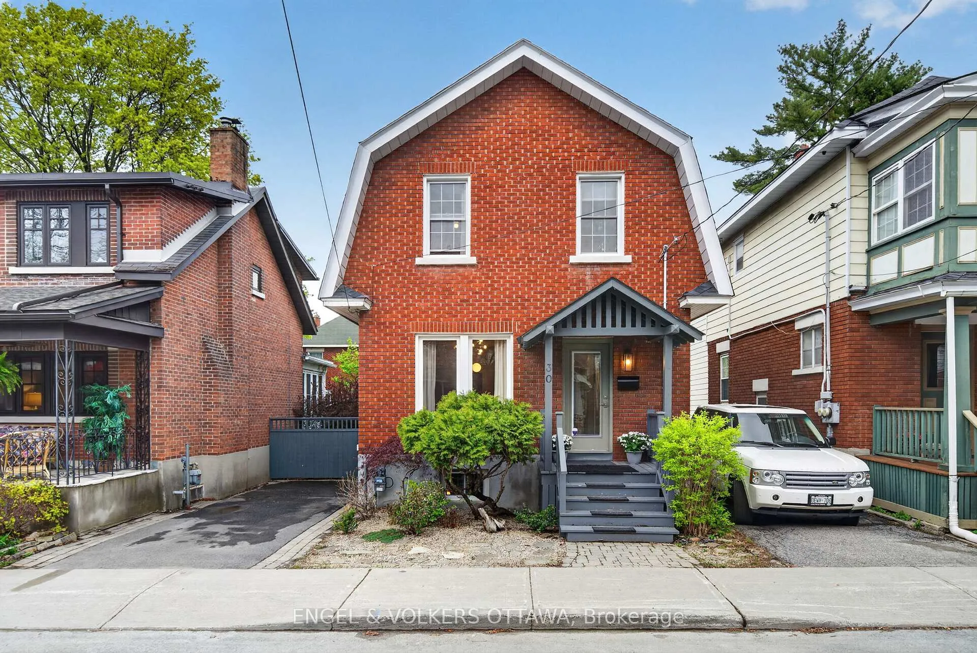 Photo 3 of 30 Roslyn Avenue, Ottawa, Old Ottawa South — HOMEH