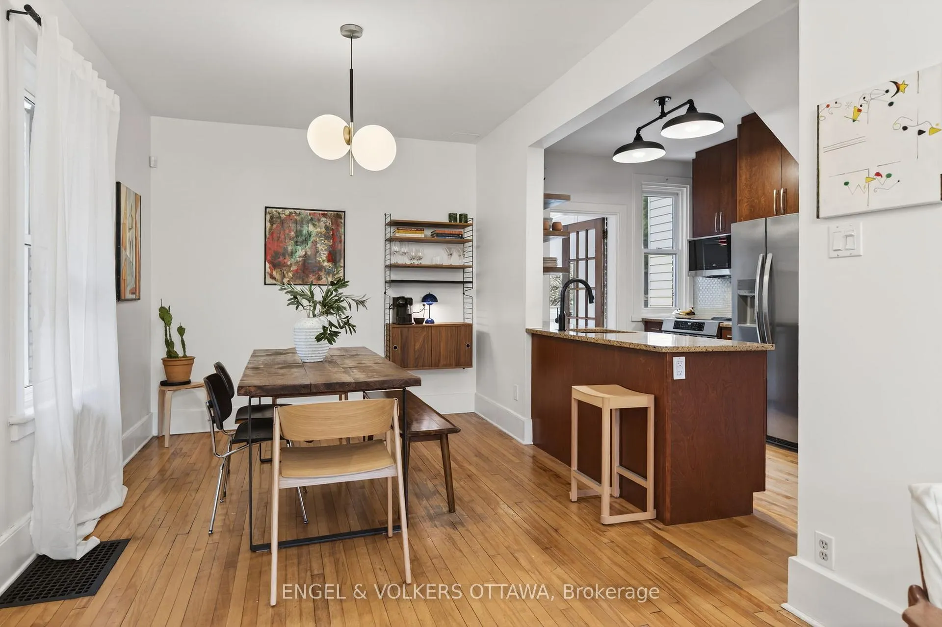 Photo 10 of 30 Roslyn Avenue, Ottawa, Old Ottawa South — HOMEH