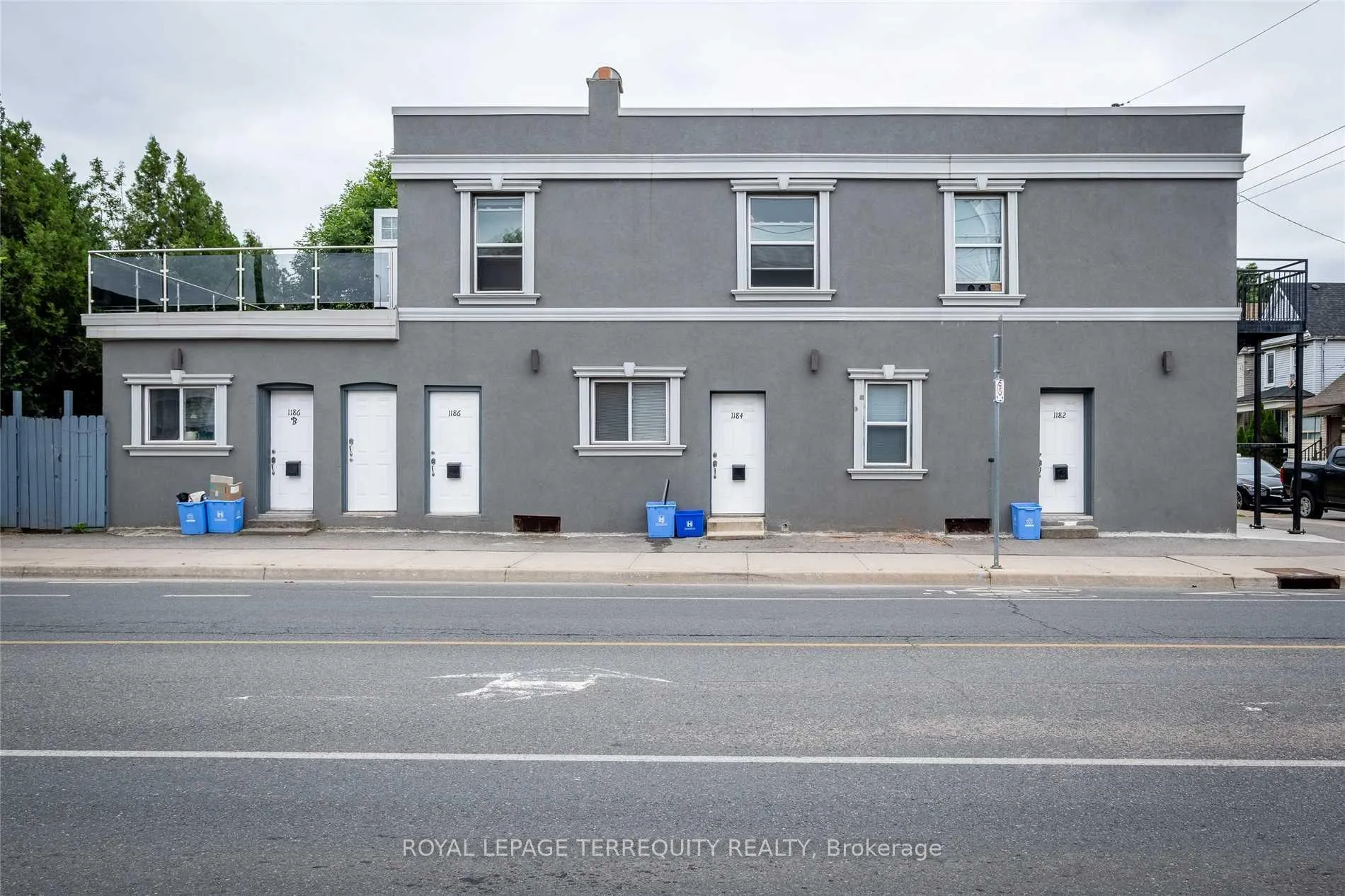 Photo 1 of 1184 Cannon Street E, Hamilton, Crown Point — HOMEH