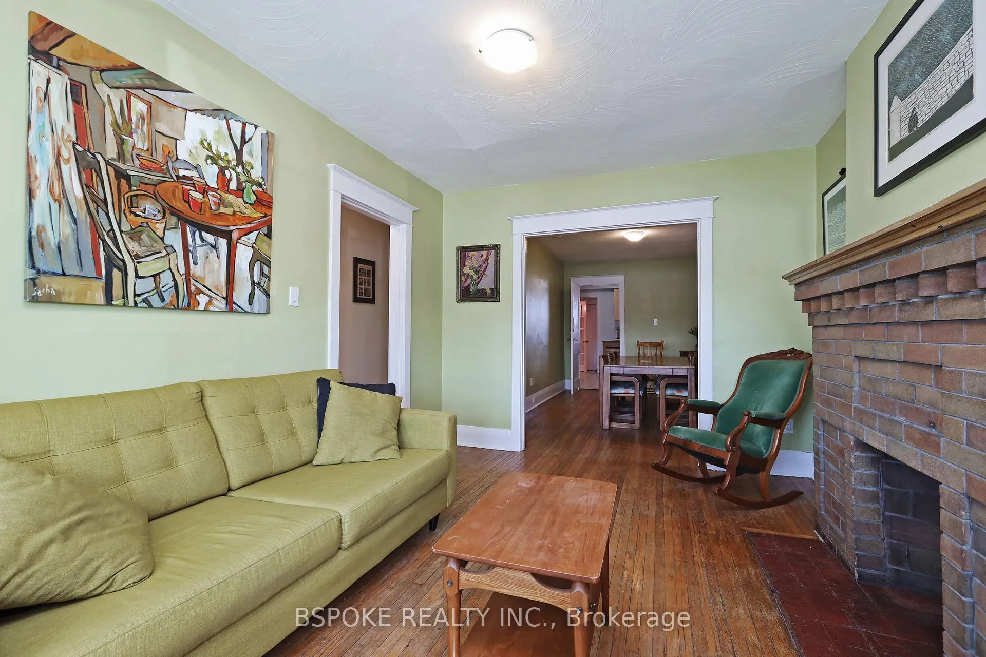 Photo 4 of 139 Greenwood Avenue, Toronto, Greenwood-Coxwell — HOMEH