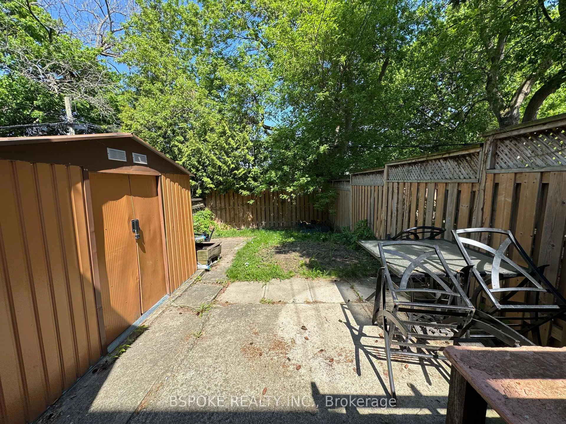 Photo 21 of 139 Greenwood Avenue, Toronto, Greenwood-Coxwell — HOMEH