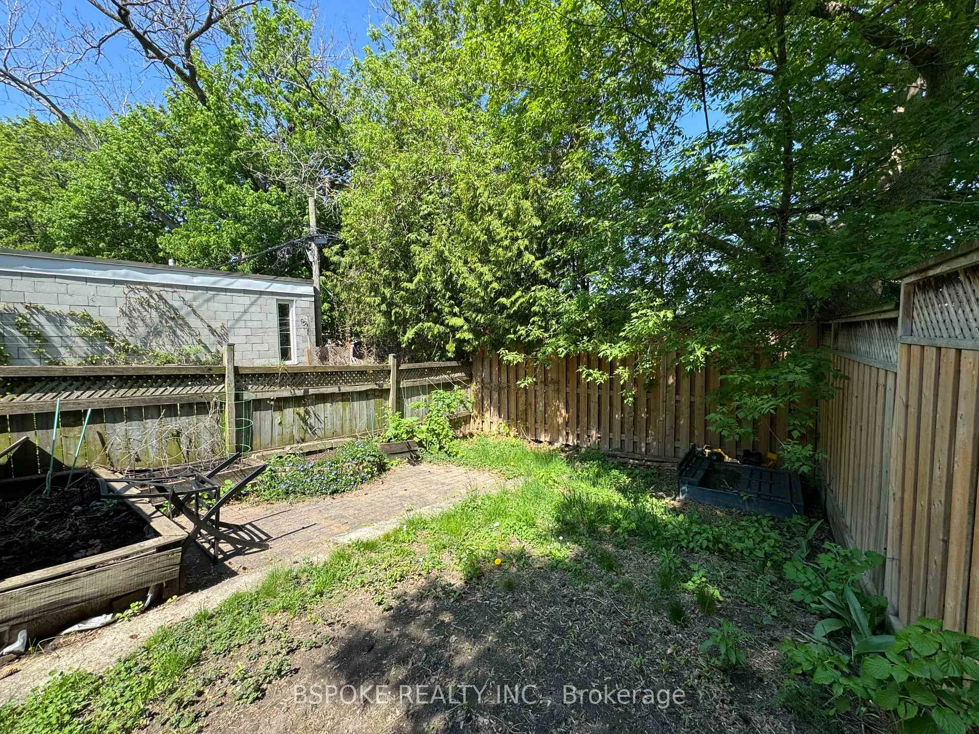 Photo 22 of 139 Greenwood Avenue, Toronto, Greenwood-Coxwell — HOMEH