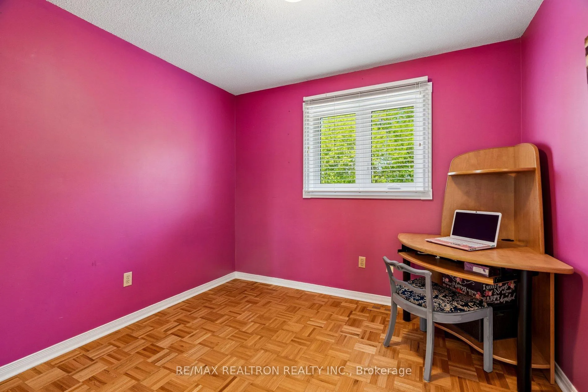 Photo 31 of 102 Swinton Crescent, Vaughan, Lakeview Estates — HOMEH