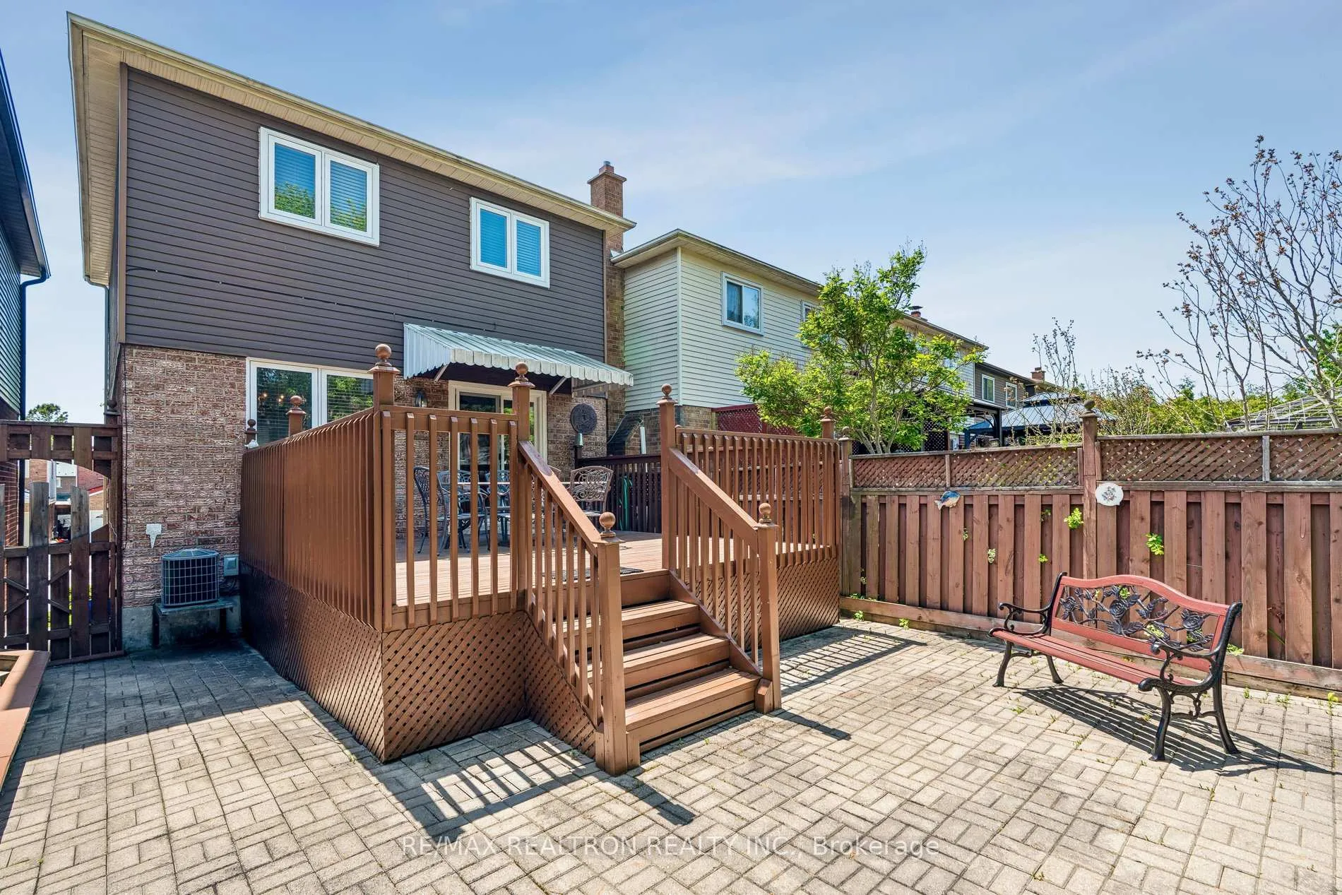 Photo 37 of 102 Swinton Crescent, Vaughan, Lakeview Estates — HOMEH