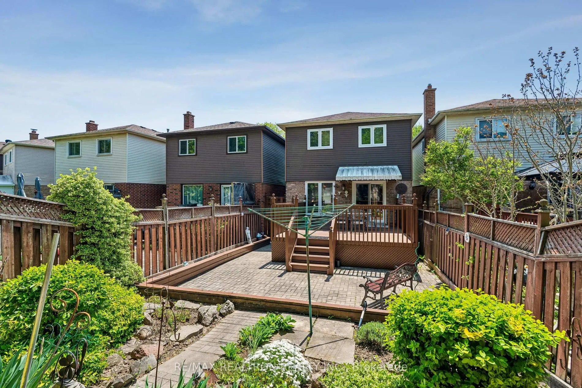 Photo 39 of 102 Swinton Crescent, Vaughan, Lakeview Estates — HOMEH