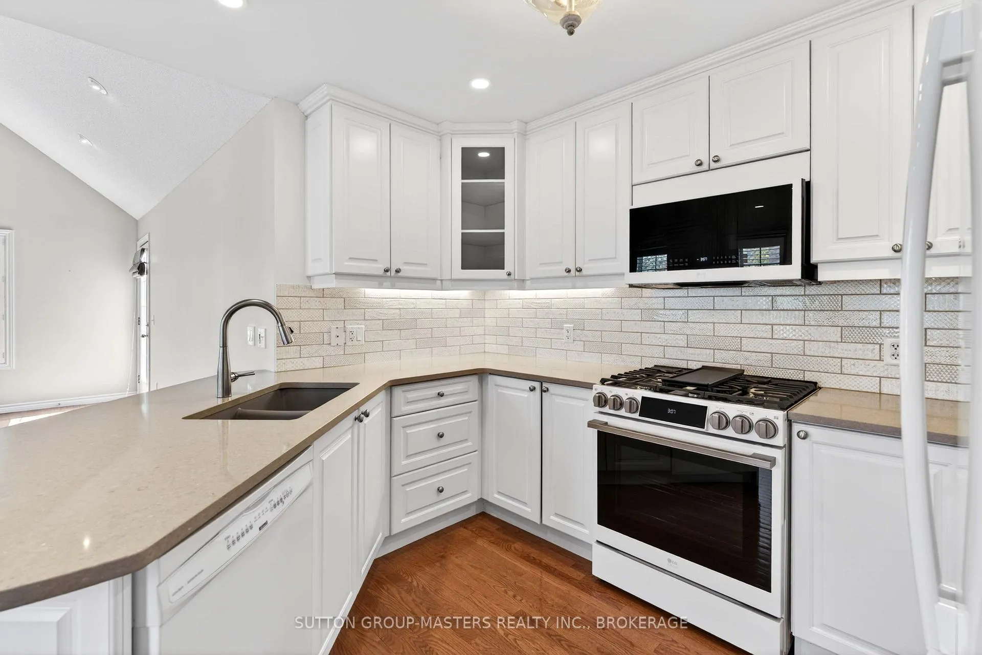 Photo 14 of 110 Britannia Crescent, Loyalist, Bath — HOMEH