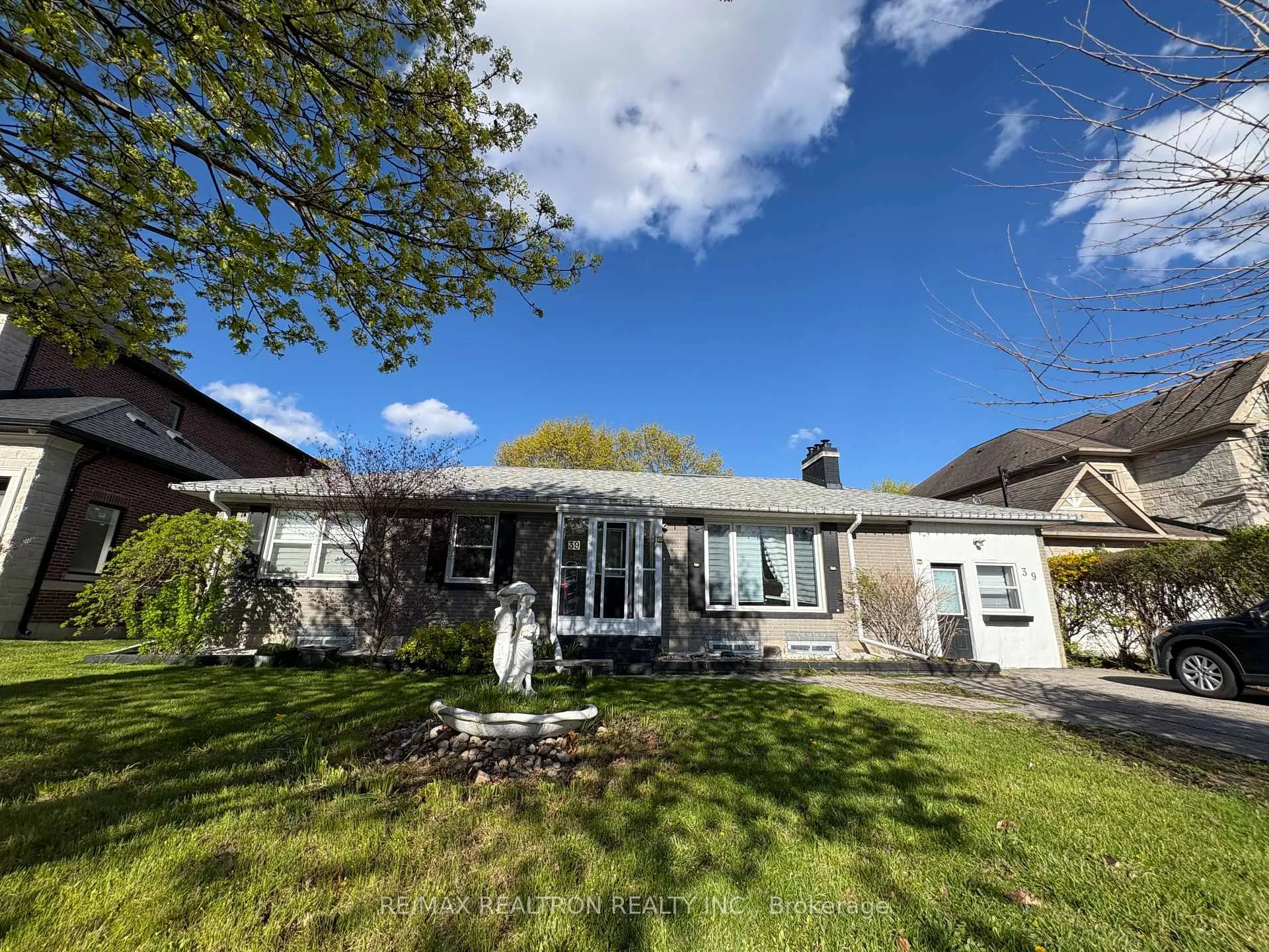 Photo 1 of 39 Hawkridge Avenue, Markham, Bullock — HOMEH