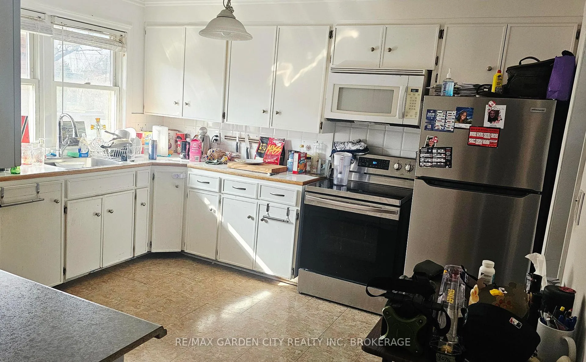 Photo 12 of 49 Whittaker Avenue, Grimsby, Grimsby Beach — HOMEH
