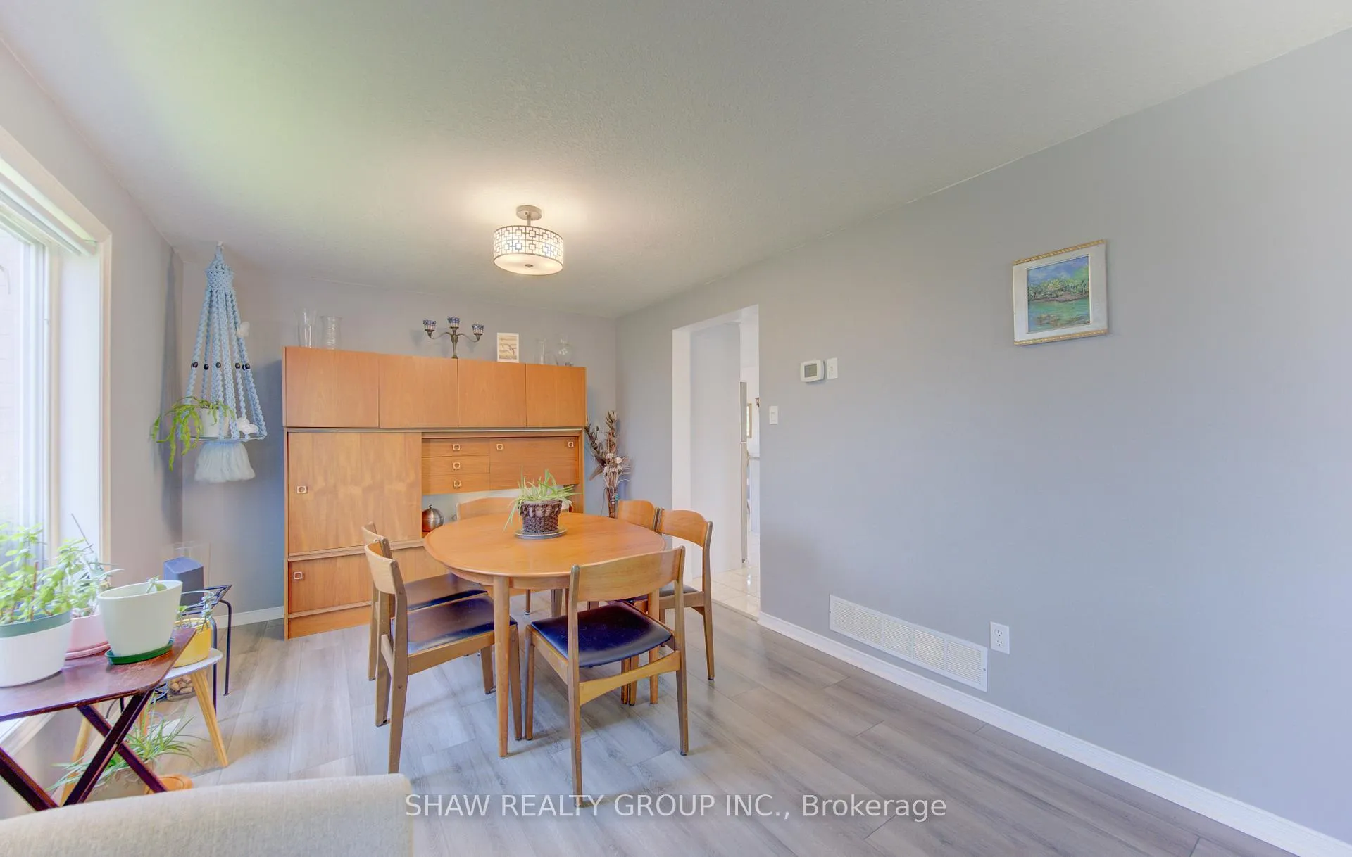 Photo 10 of 64 Deerpath Drive, Guelph, Willow West/Sugarbush/West Acres — HOMEH