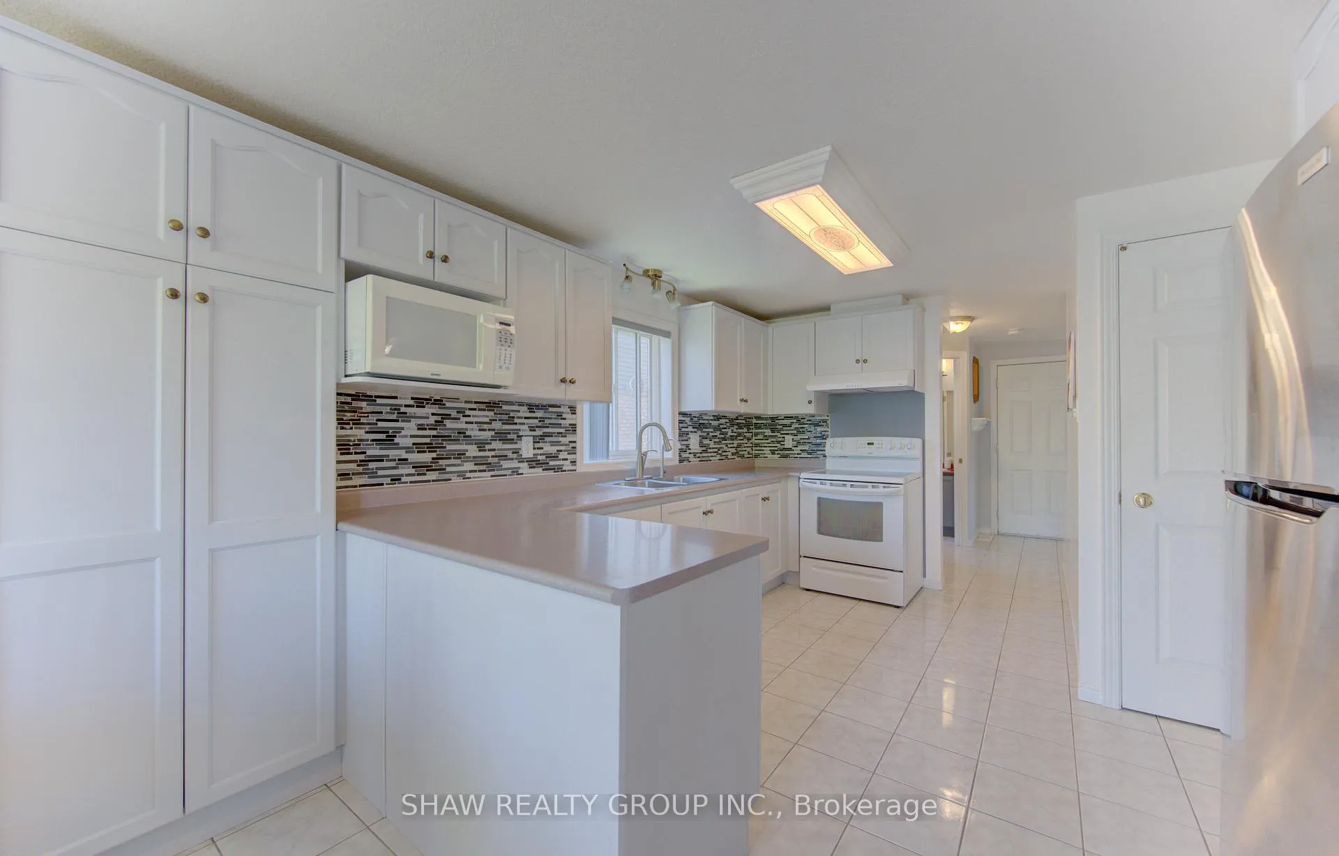 Photo 13 of 64 Deerpath Drive, Guelph, Willow West/Sugarbush/West Acres — HOMEH