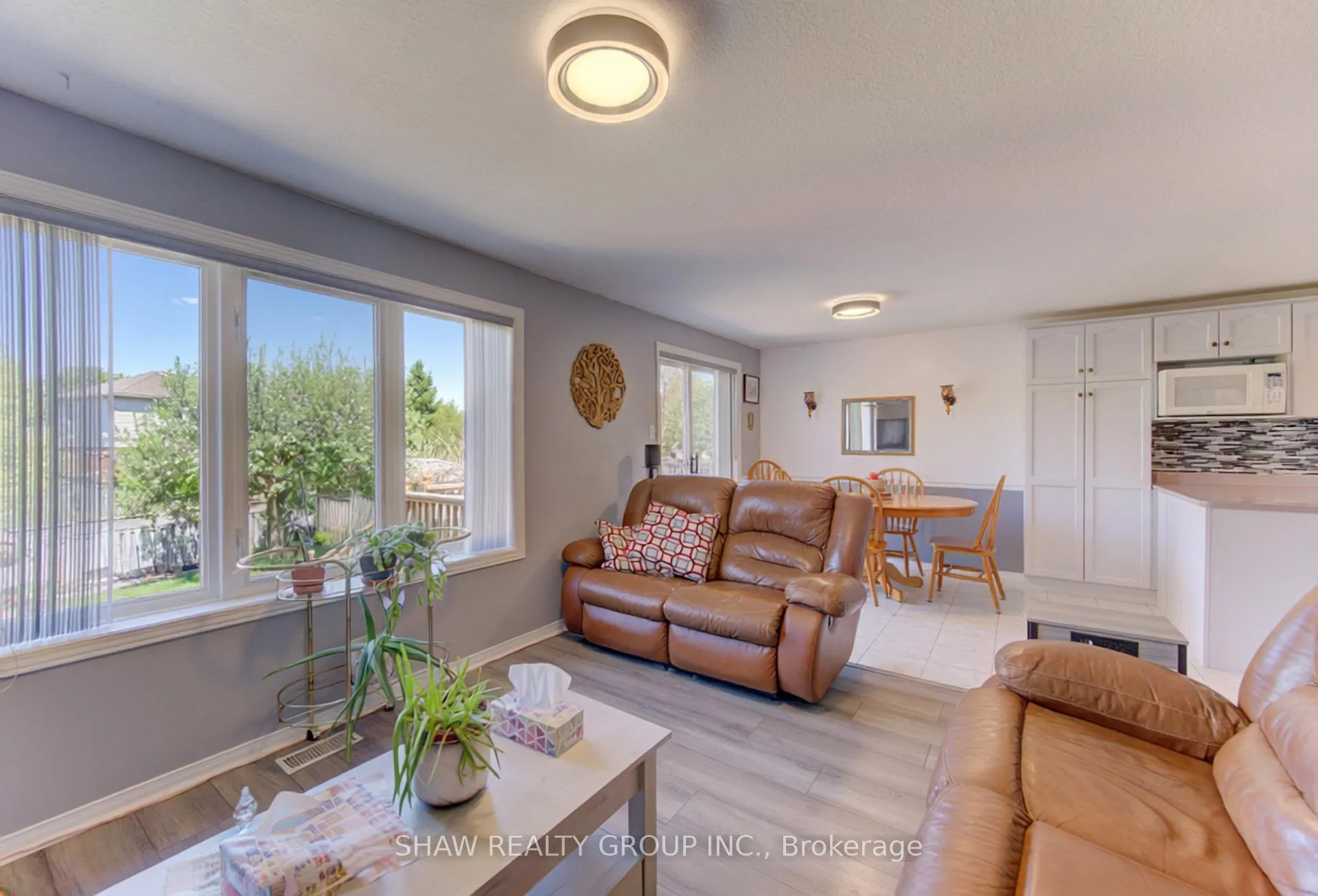 Photo 16 of 64 Deerpath Drive, Guelph, Willow West/Sugarbush/West Acres — HOMEH