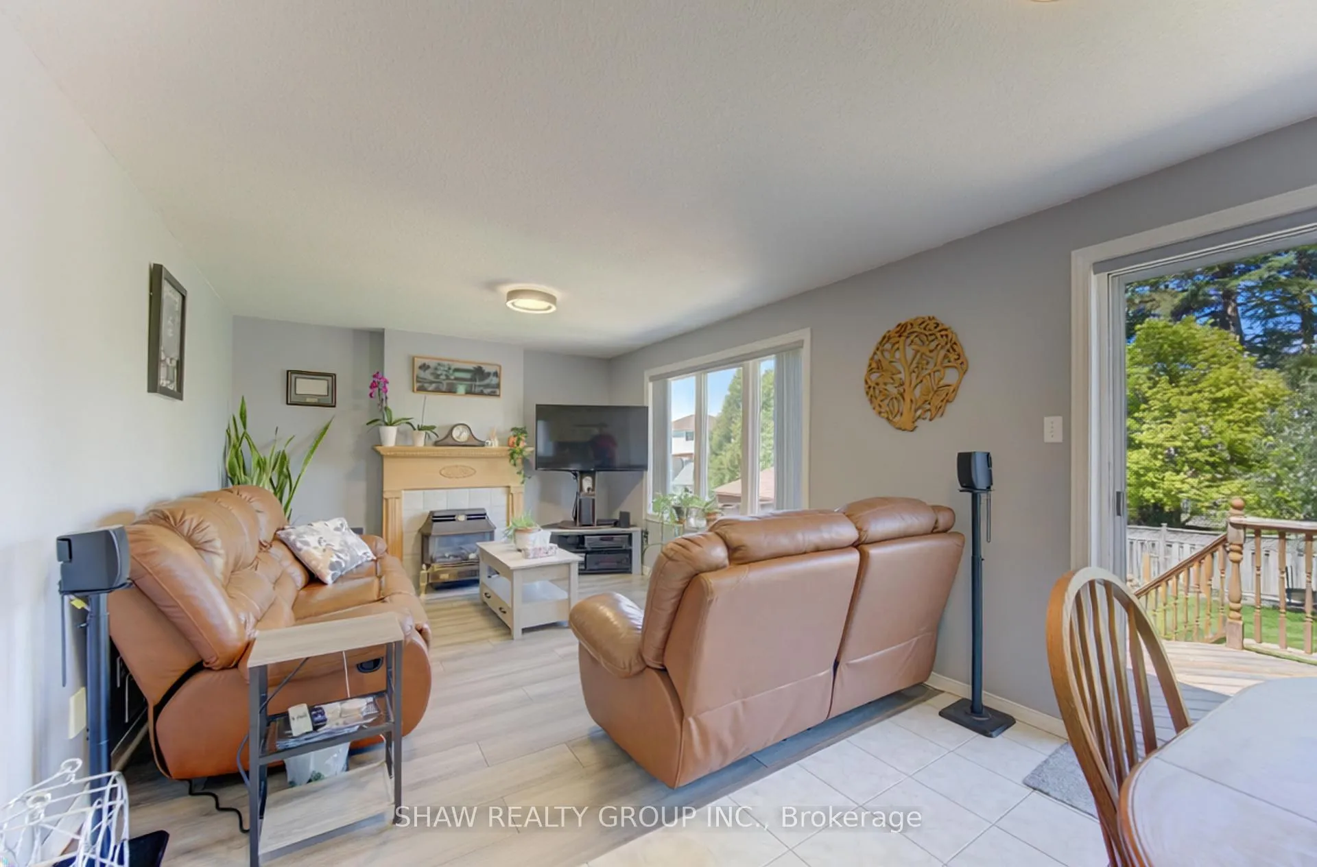 Photo 17 of 64 Deerpath Drive, Guelph, Willow West/Sugarbush/West Acres — HOMEH