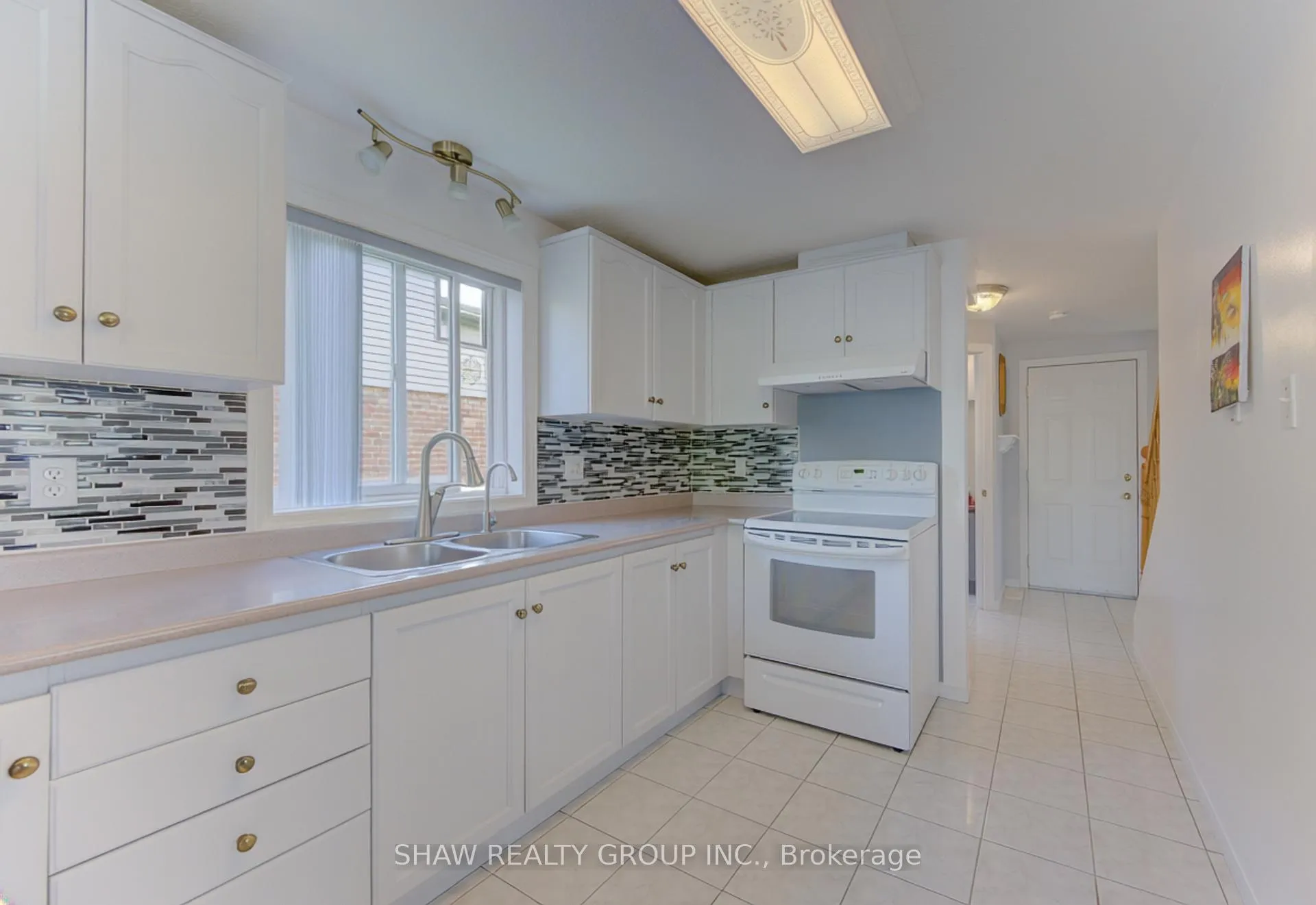 Photo 21 of 64 Deerpath Drive, Guelph, Willow West/Sugarbush/West Acres — HOMEH