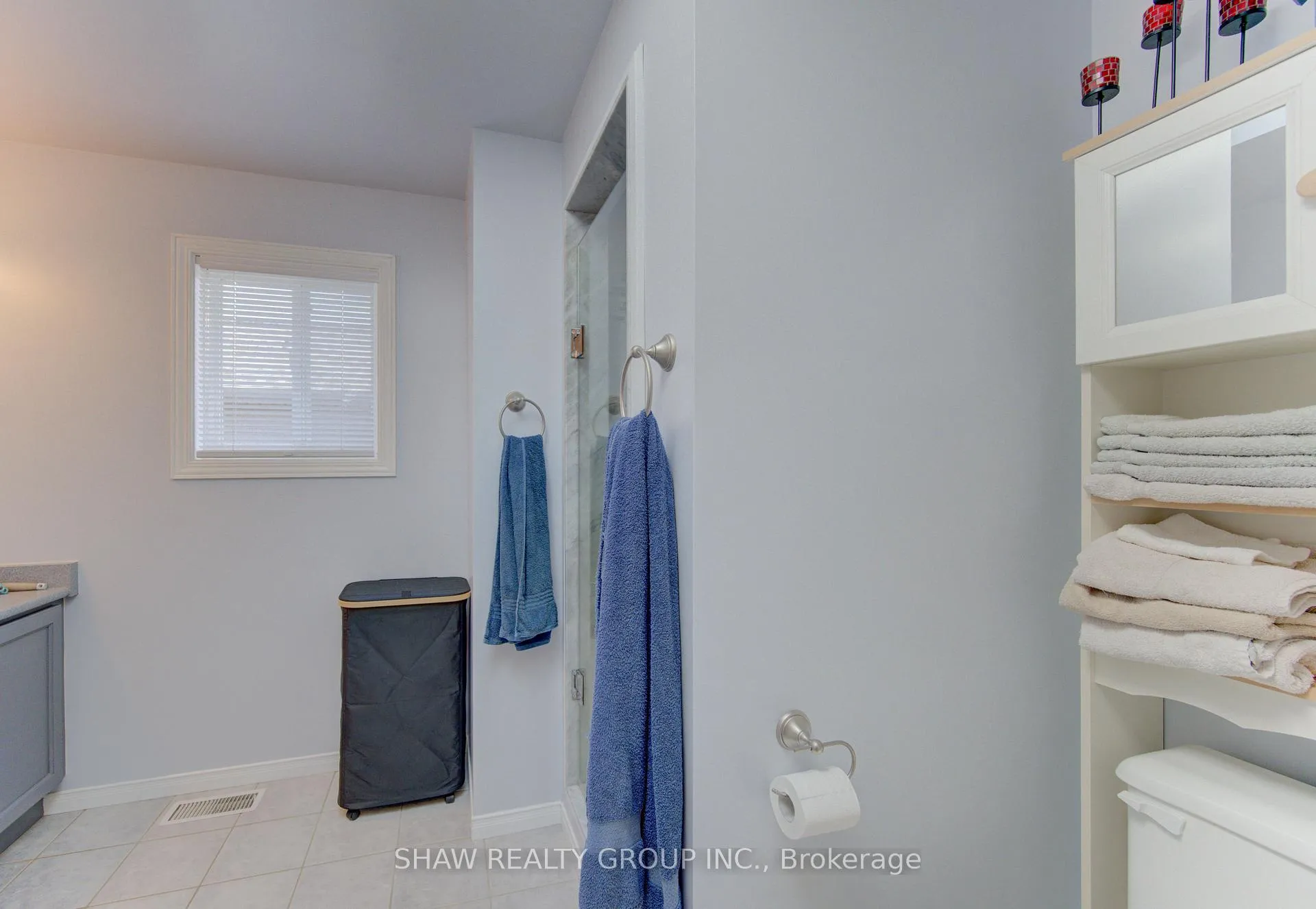 Photo 27 of 64 Deerpath Drive, Guelph, Willow West/Sugarbush/West Acres — HOMEH