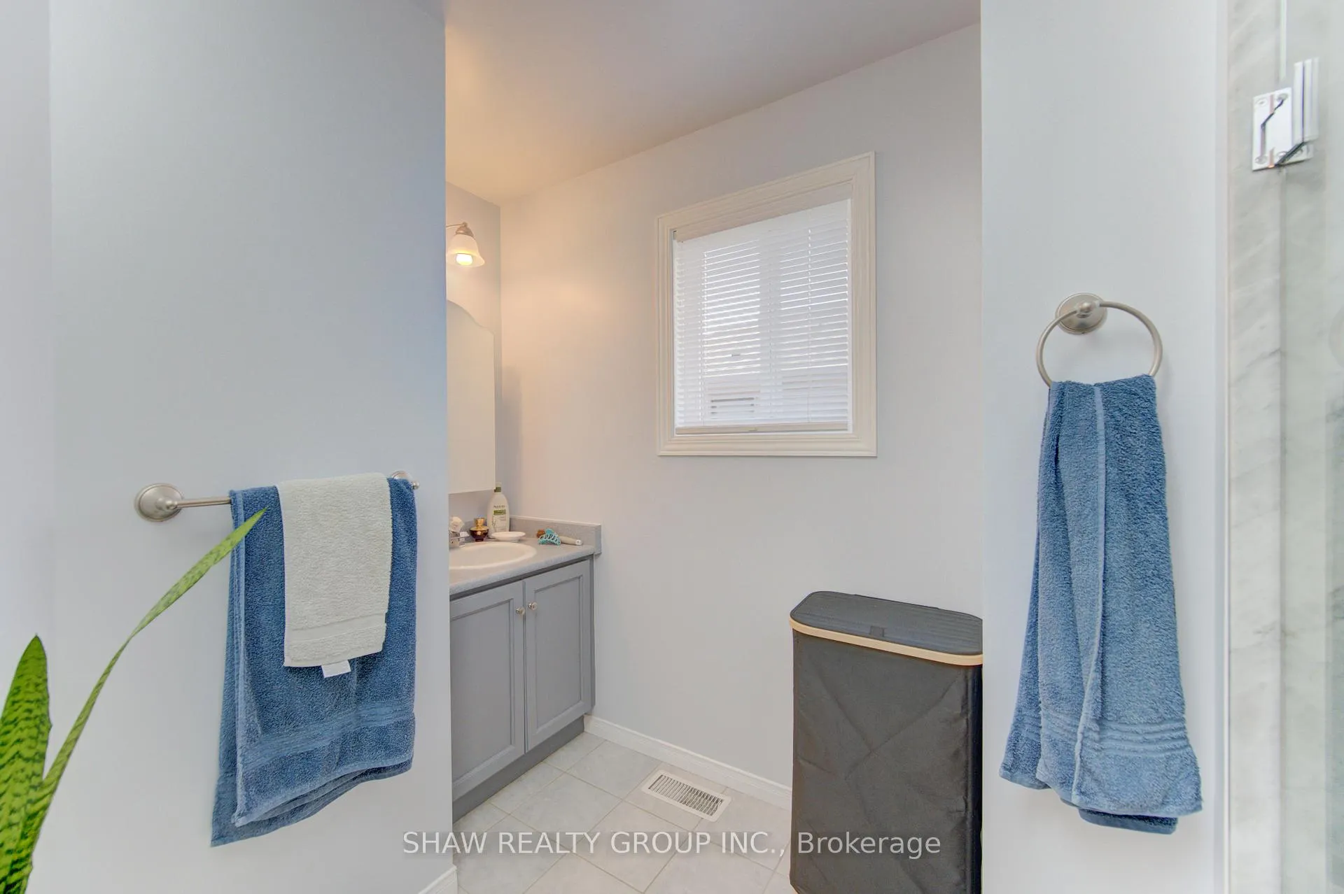 Photo 28 of 64 Deerpath Drive, Guelph, Willow West/Sugarbush/West Acres — HOMEH